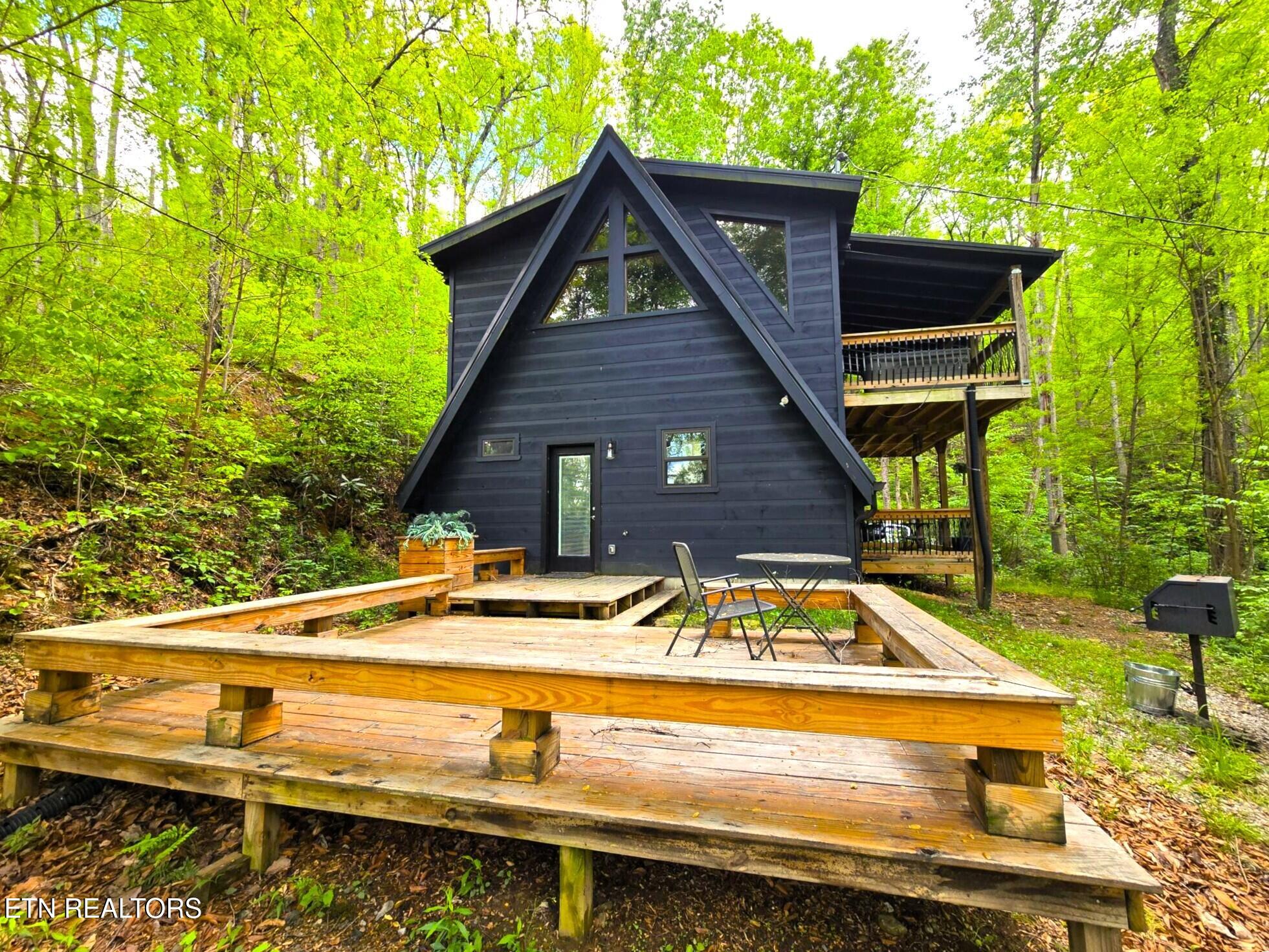 1020 Deep Hollow Road Gatlinburg TN 37738