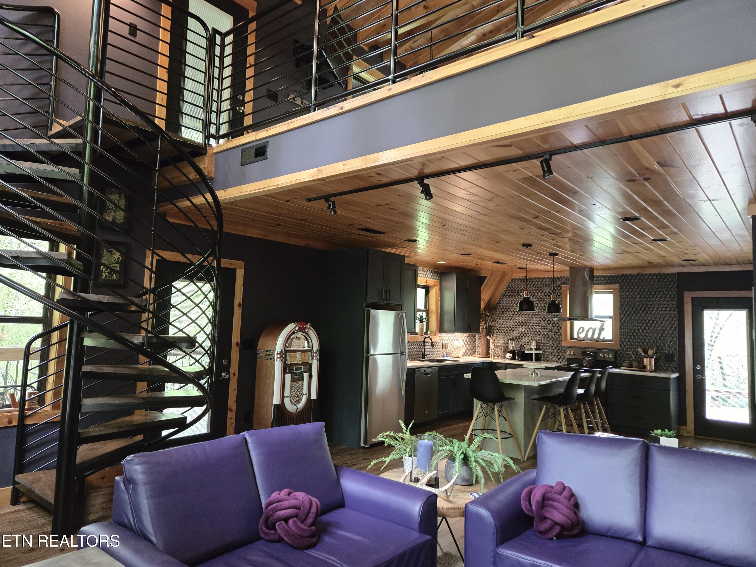 1020 Deep Hollow Road Gatlinburg TN 37738