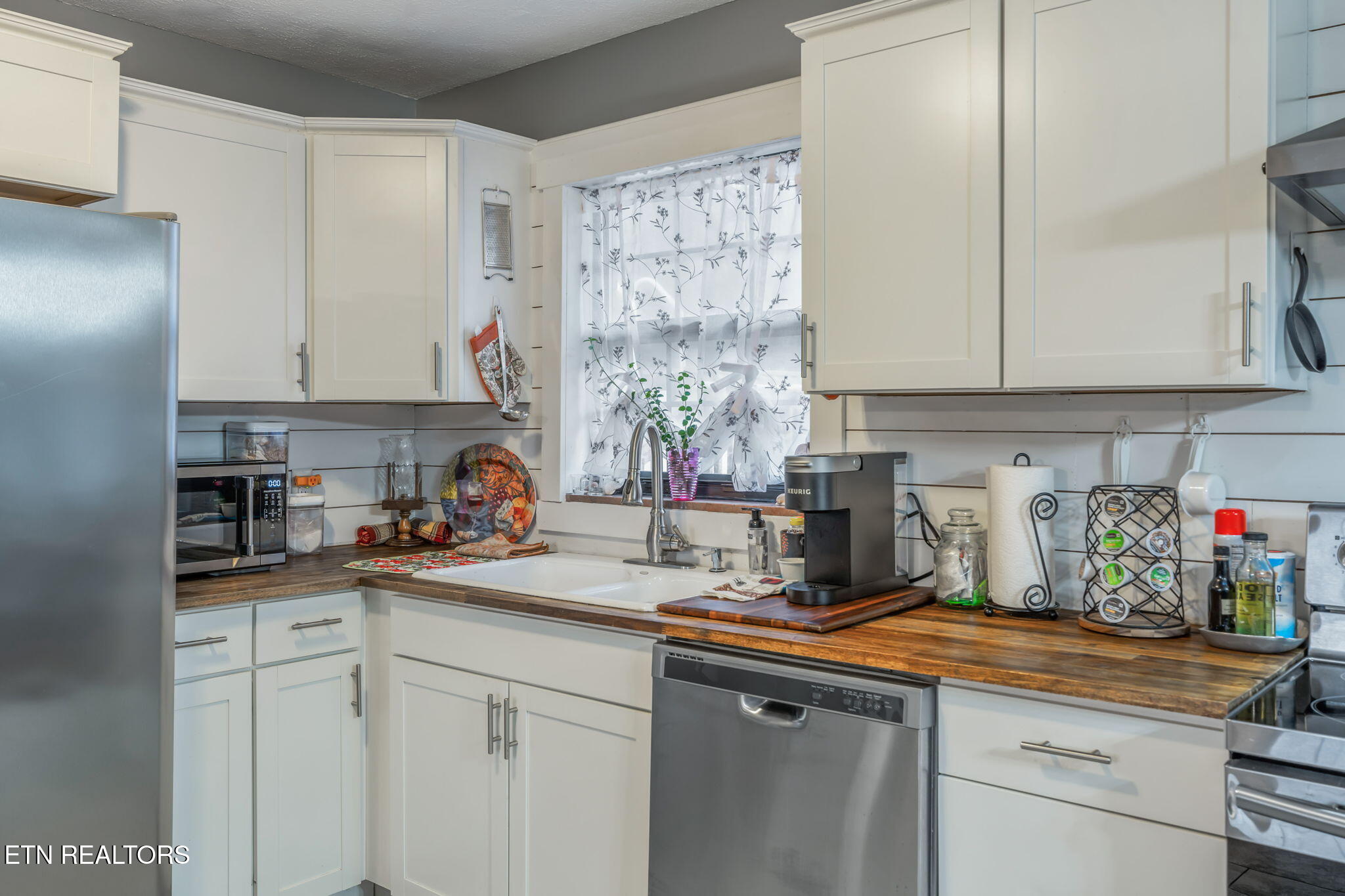 174 Jackson Road Caryville TN 37714