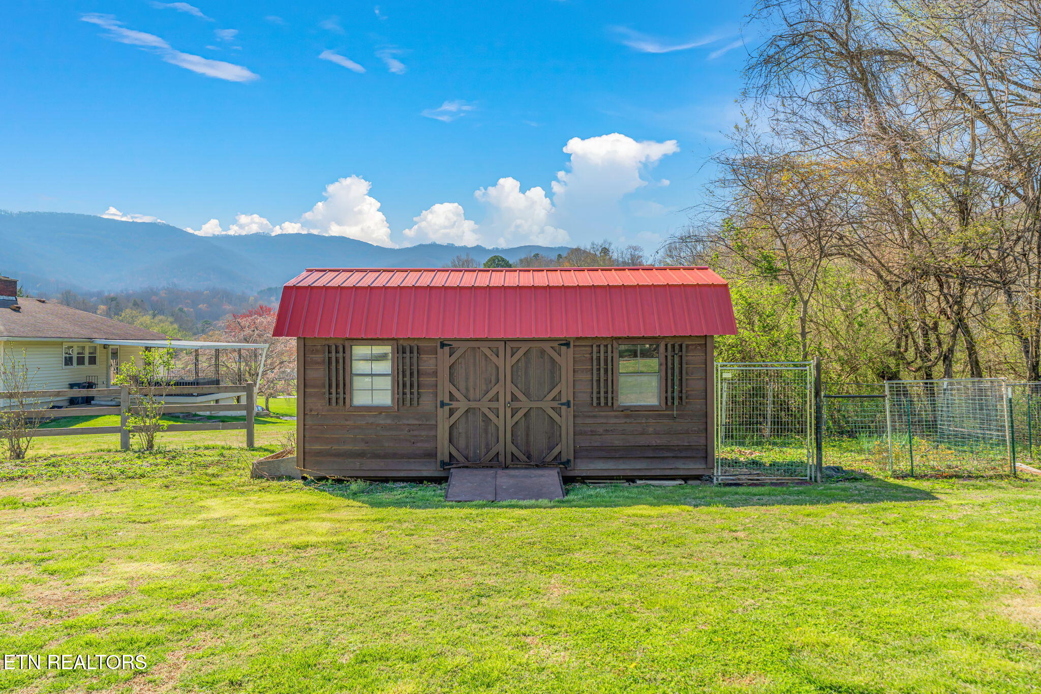 174 Jackson Road Caryville TN 37714