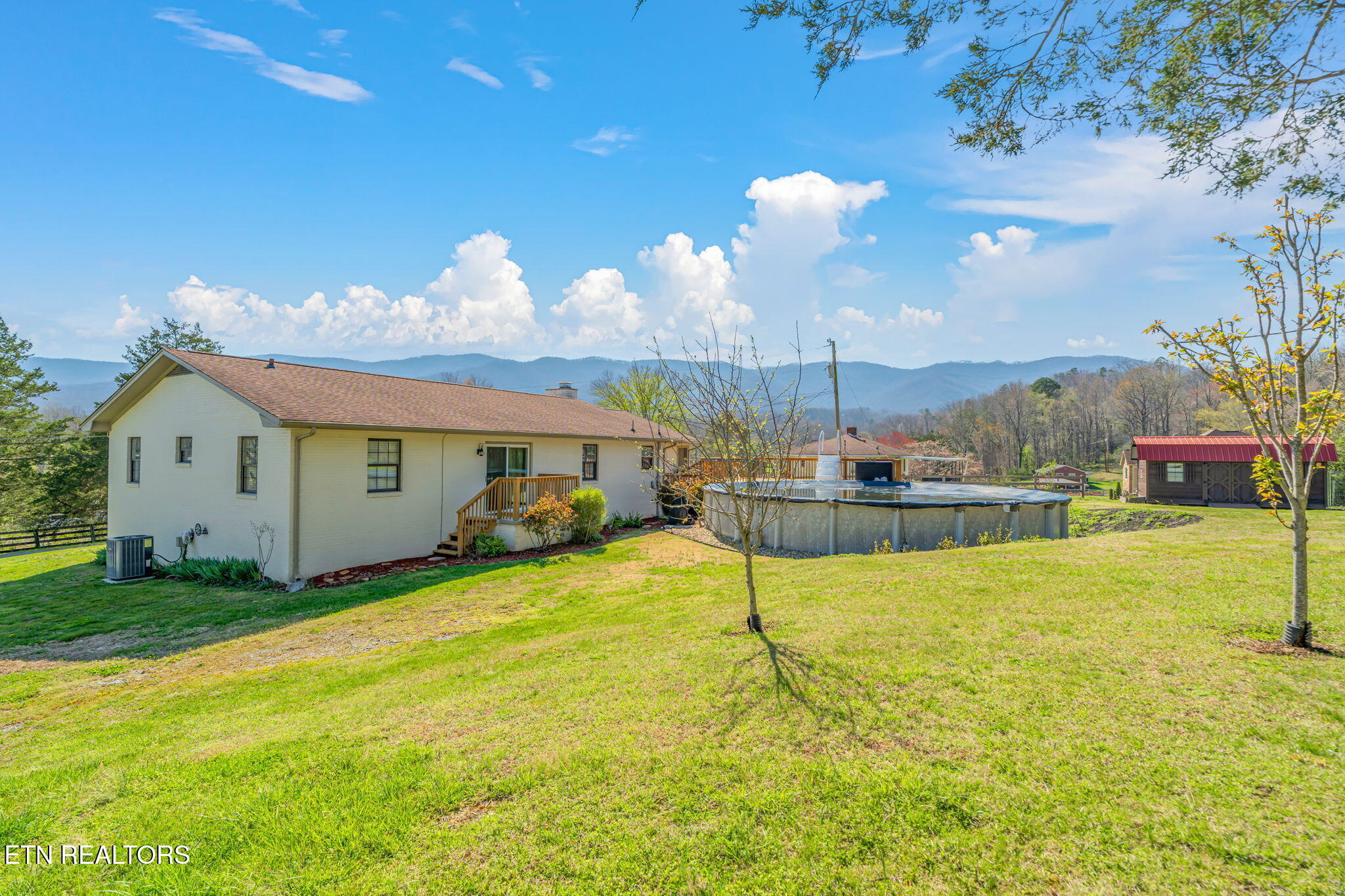 174 Jackson Road Caryville TN 37714