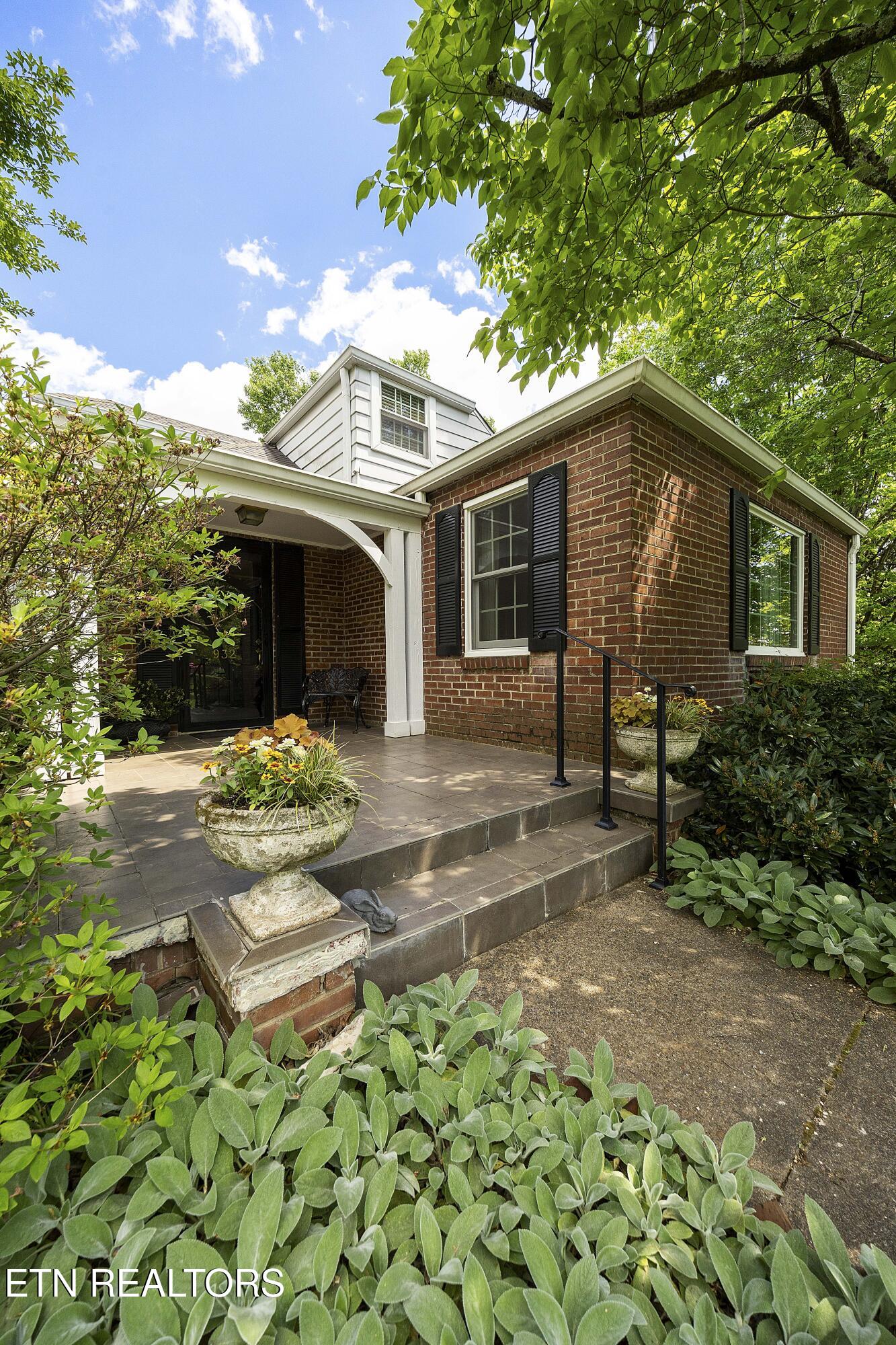 932 Woodside Street Knoxville TN 37919