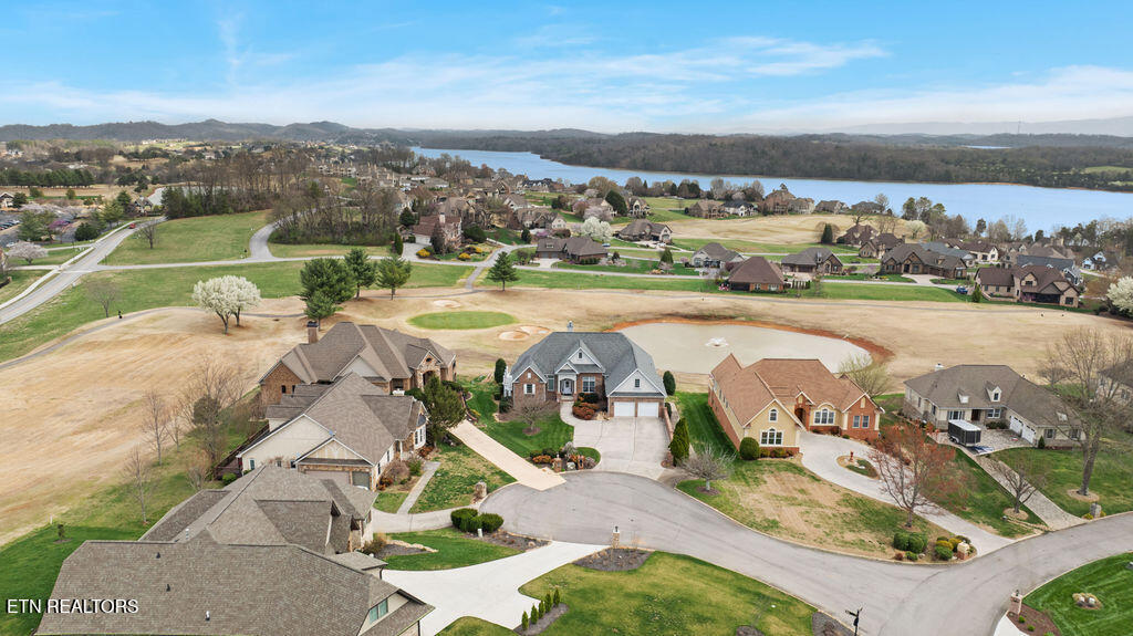 206 Wren Court Vonore TN 37885