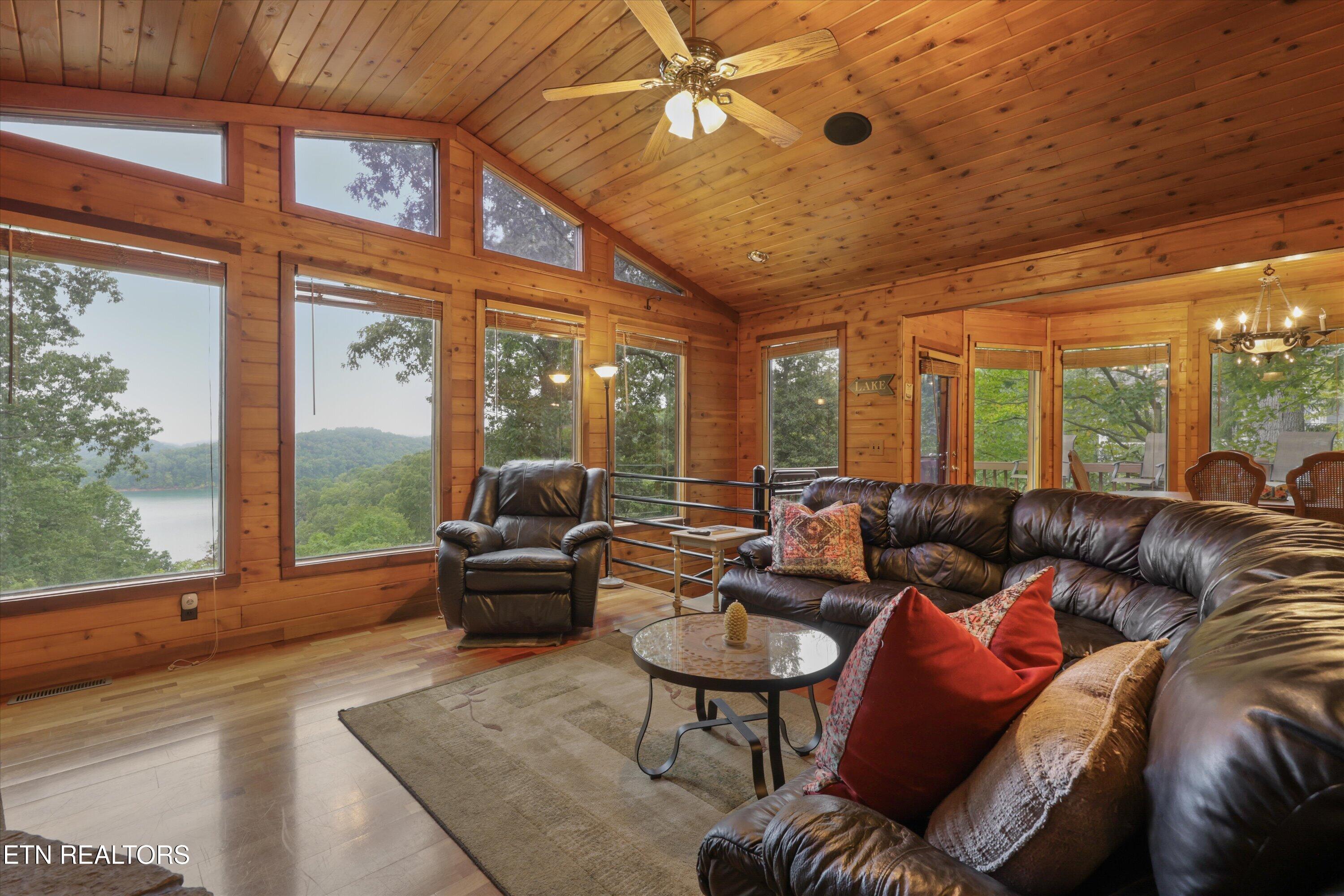 1186 Deerfield Way Lafollette TN 37766