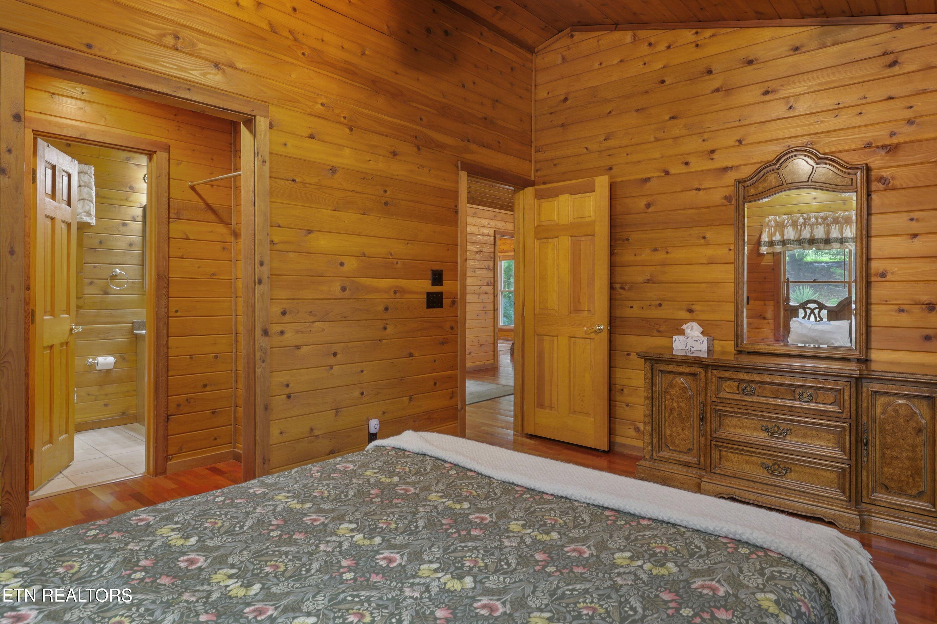 1186 Deerfield Way Lafollette TN 37766