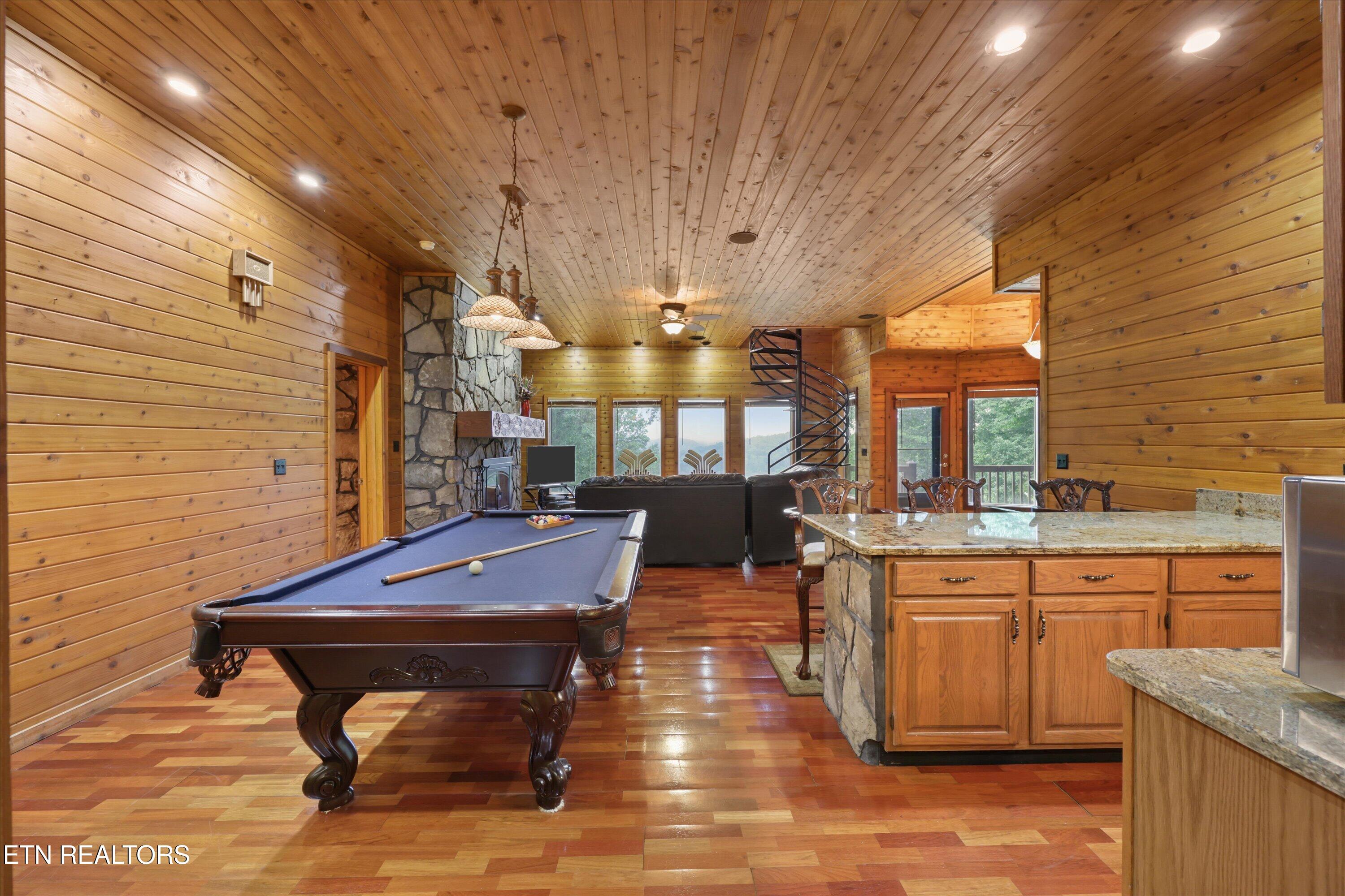 1186 Deerfield Way Lafollette TN 37766