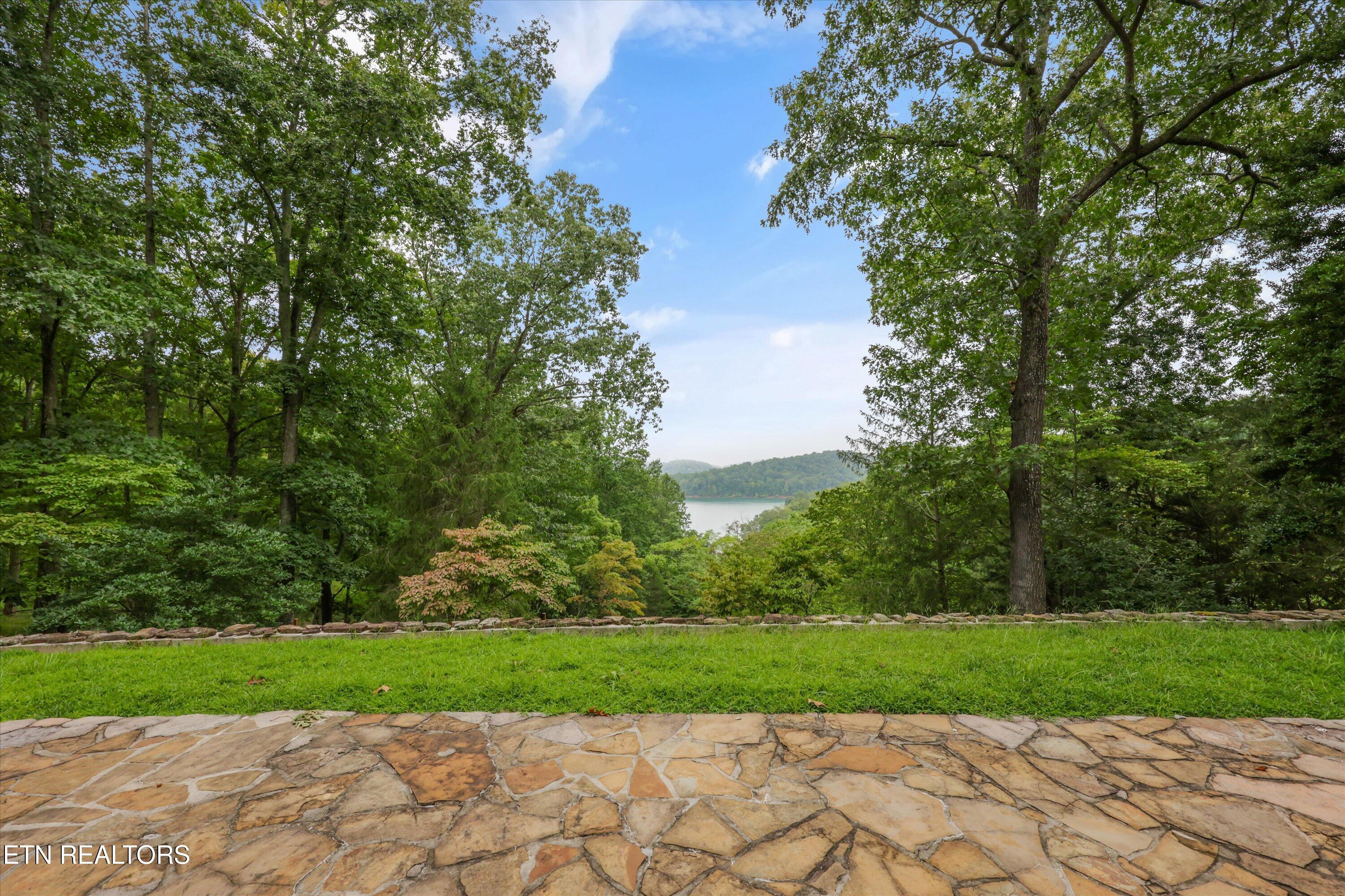 1186 Deerfield Way Lafollette TN 37766