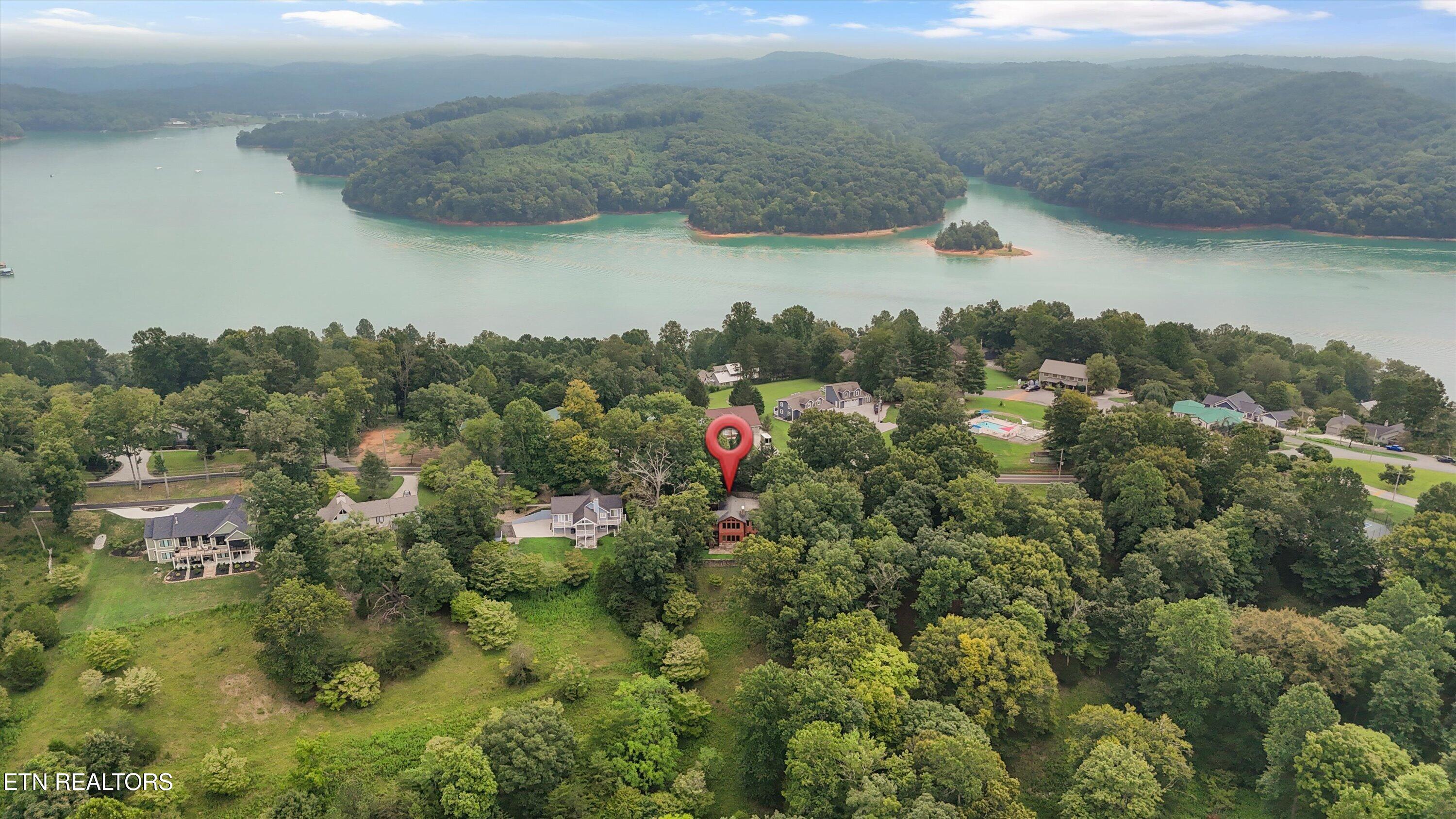 1186 Deerfield Way Lafollette TN 37766