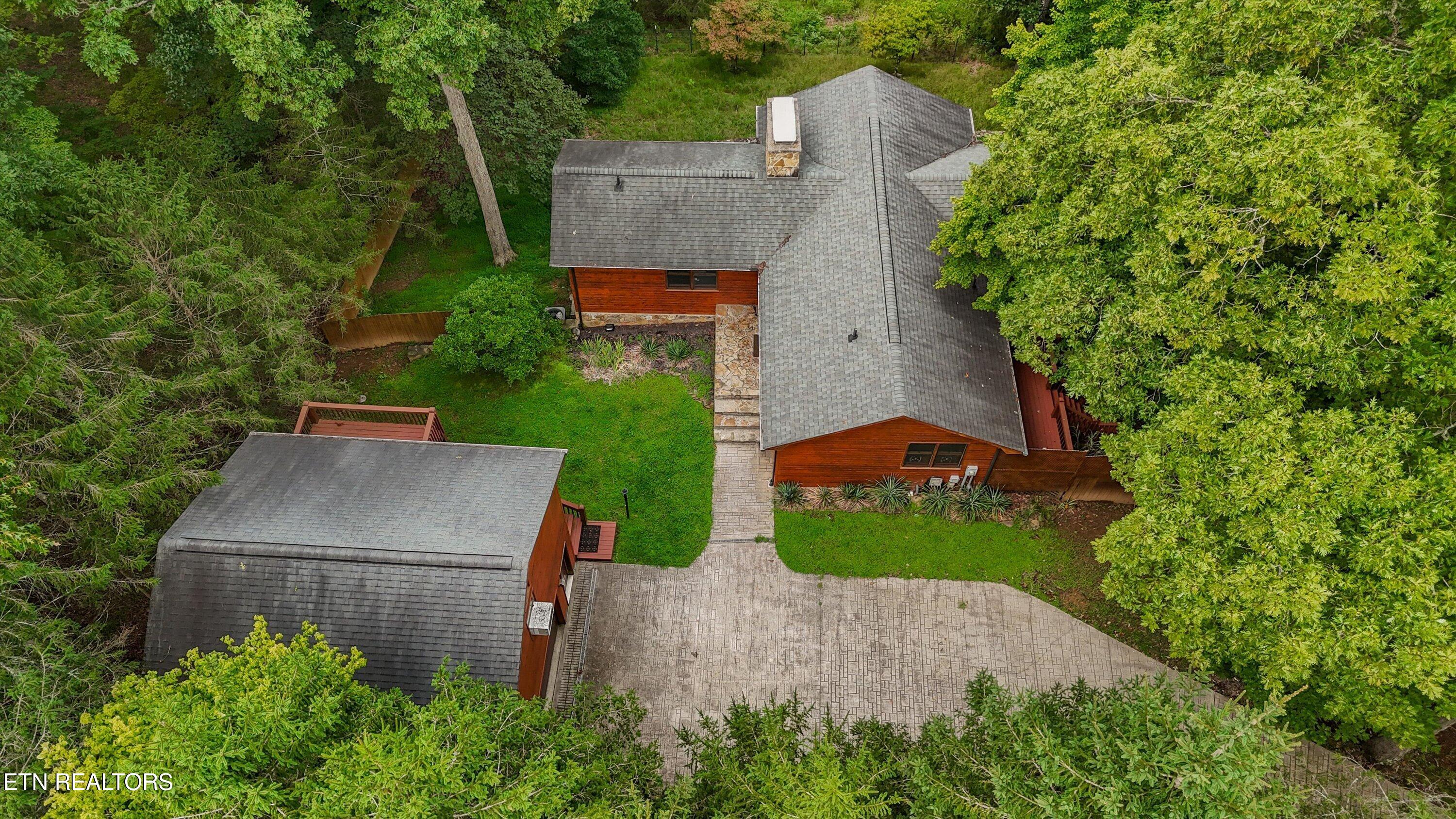 1186 Deerfield Way Lafollette TN 37766