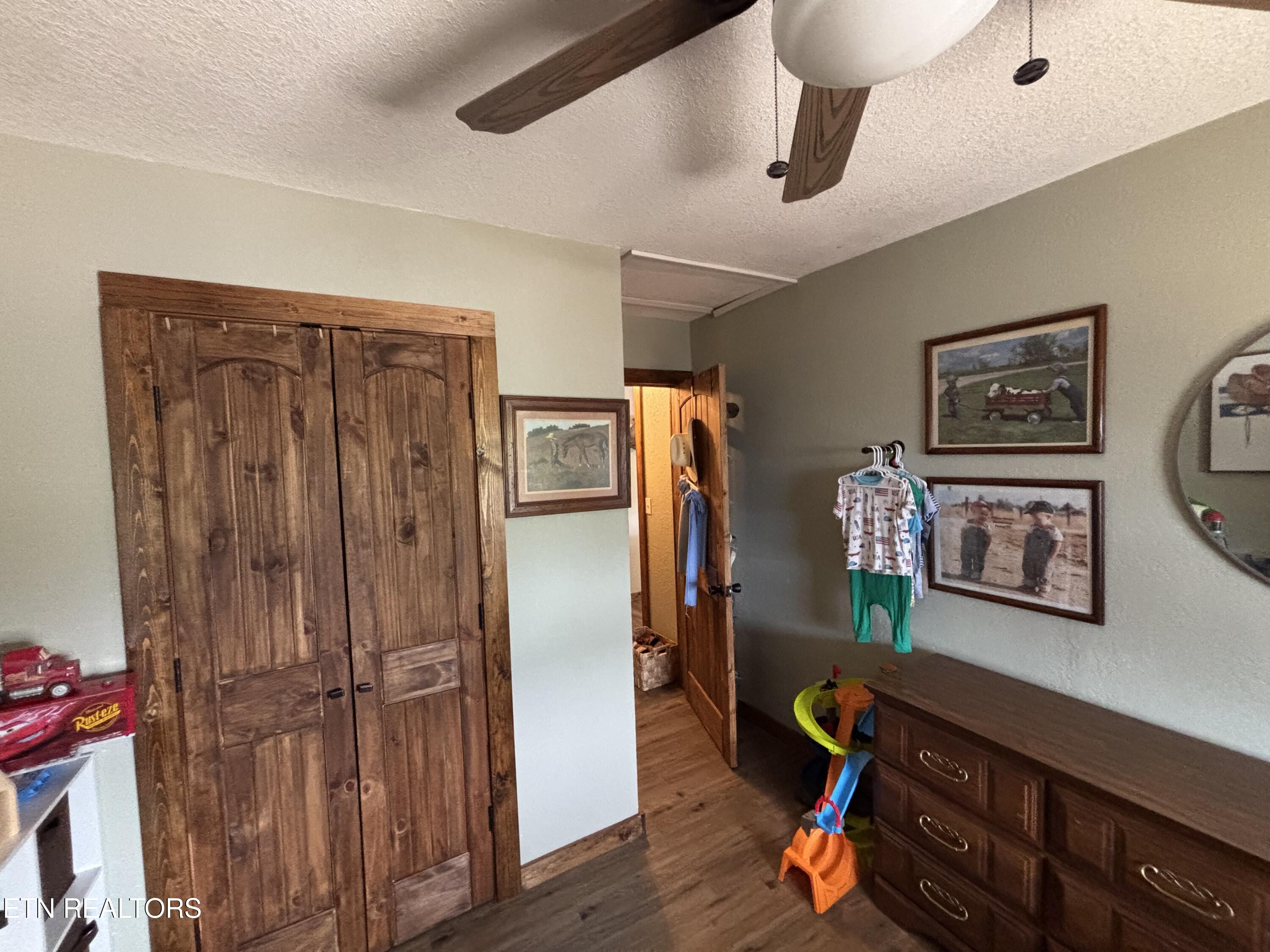 473 W High Knob Road Lafollette TN 37766