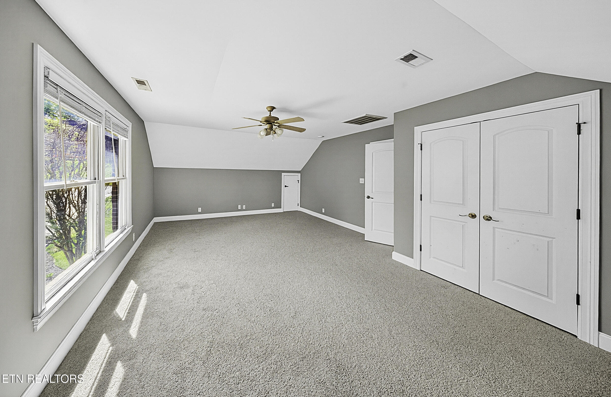 12649 Bayview Drive Knoxville TN 37922