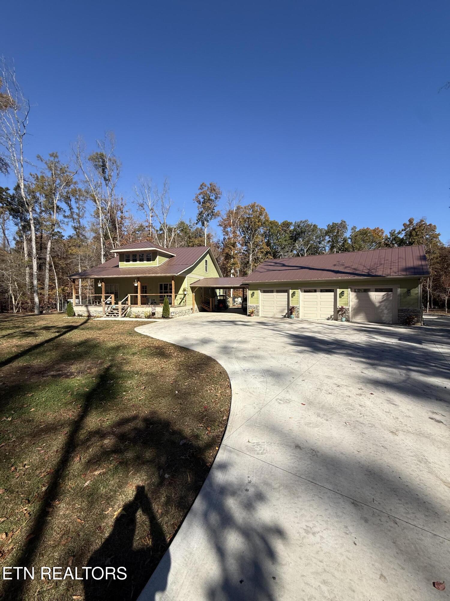 960 Deerwood Drive Dandridge TN 37725