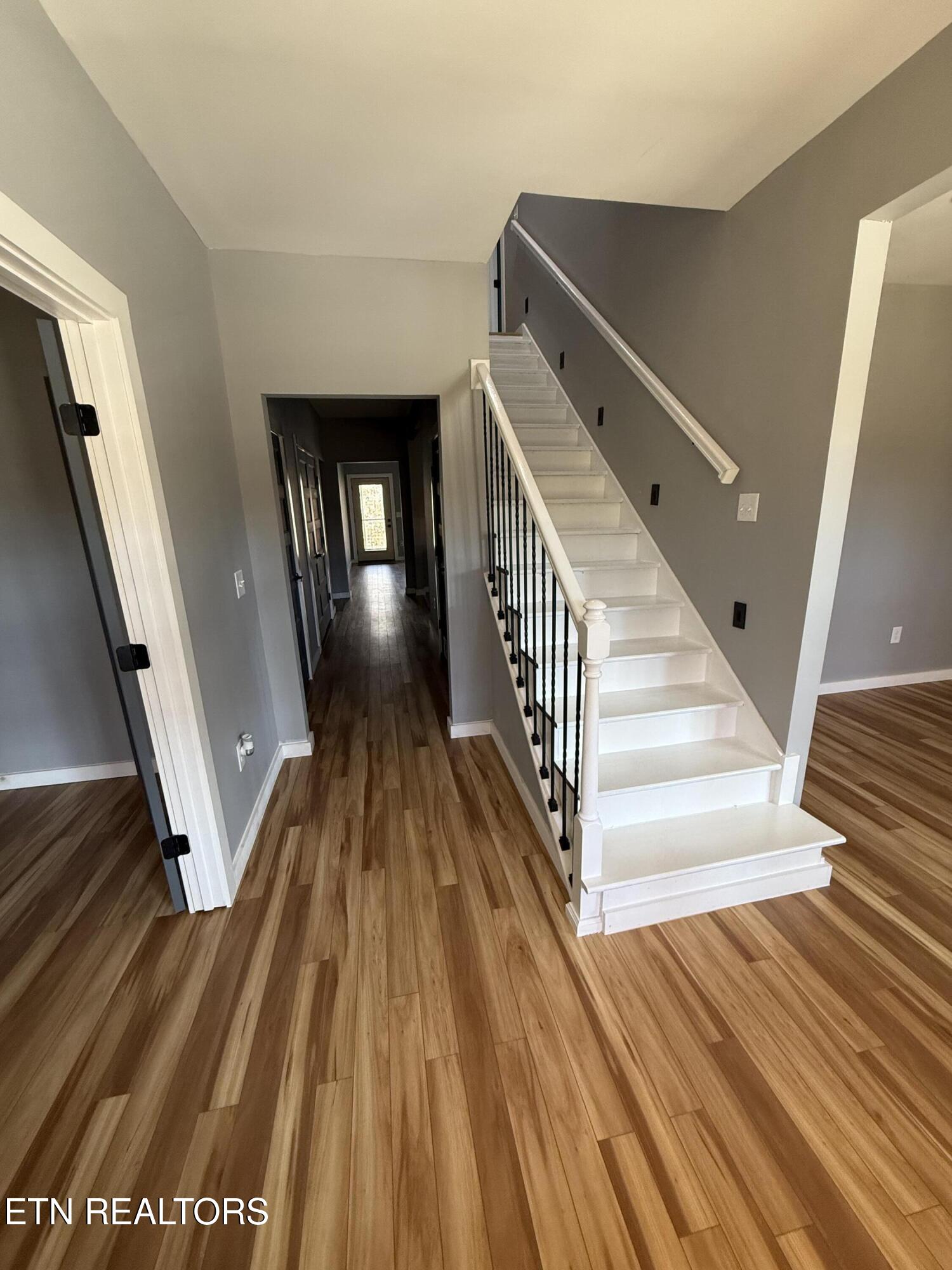 960 Deerwood Drive Dandridge TN 37725