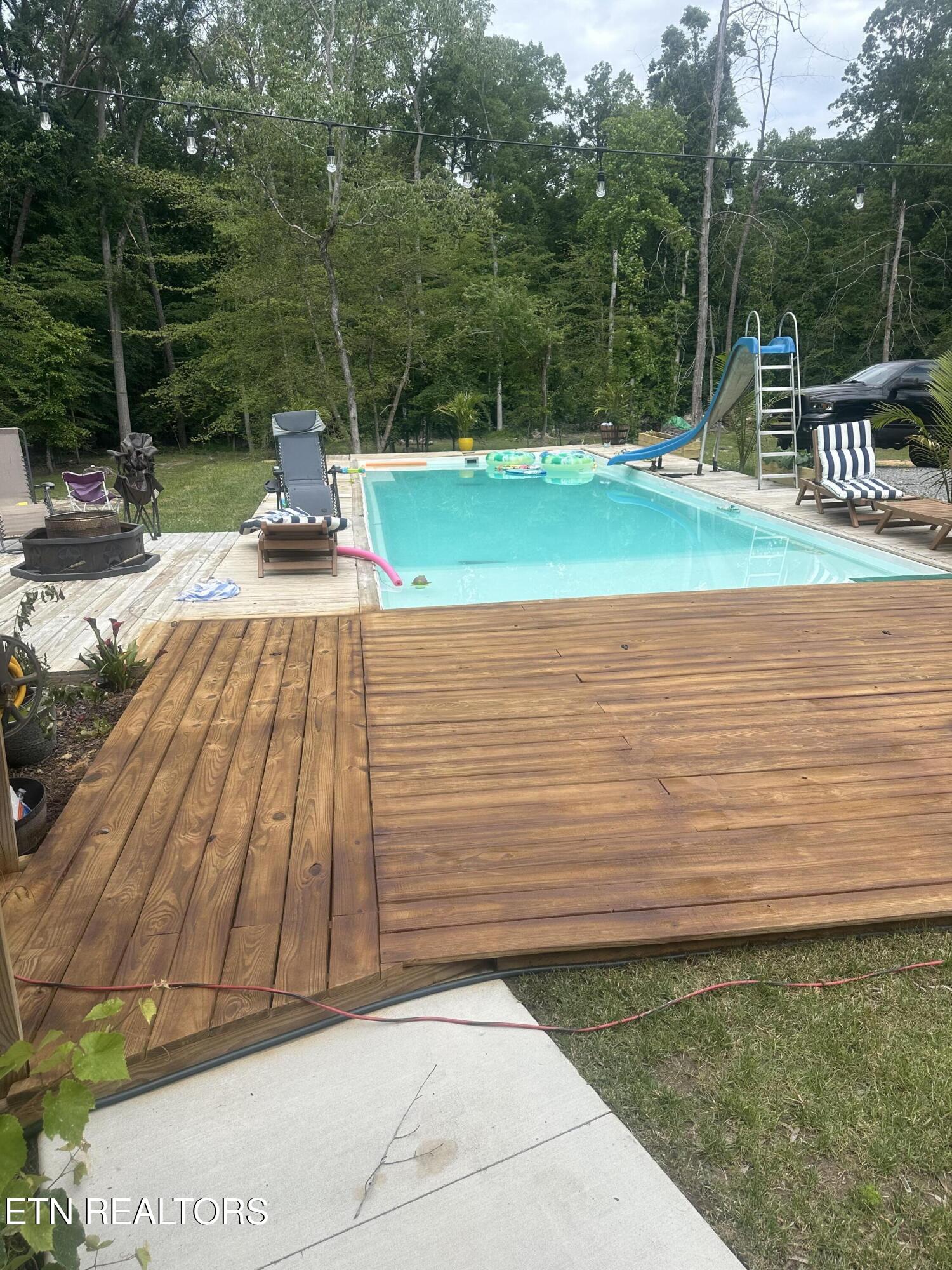 960 Deerwood Drive Dandridge TN 37725