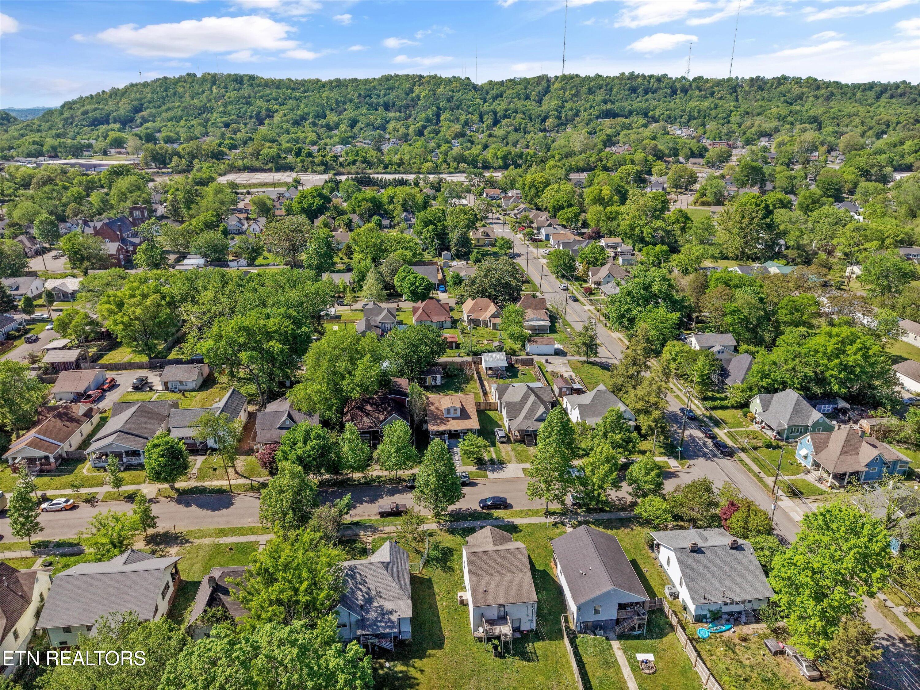 427 E Caldwell Avenue Knoxville TN 37917