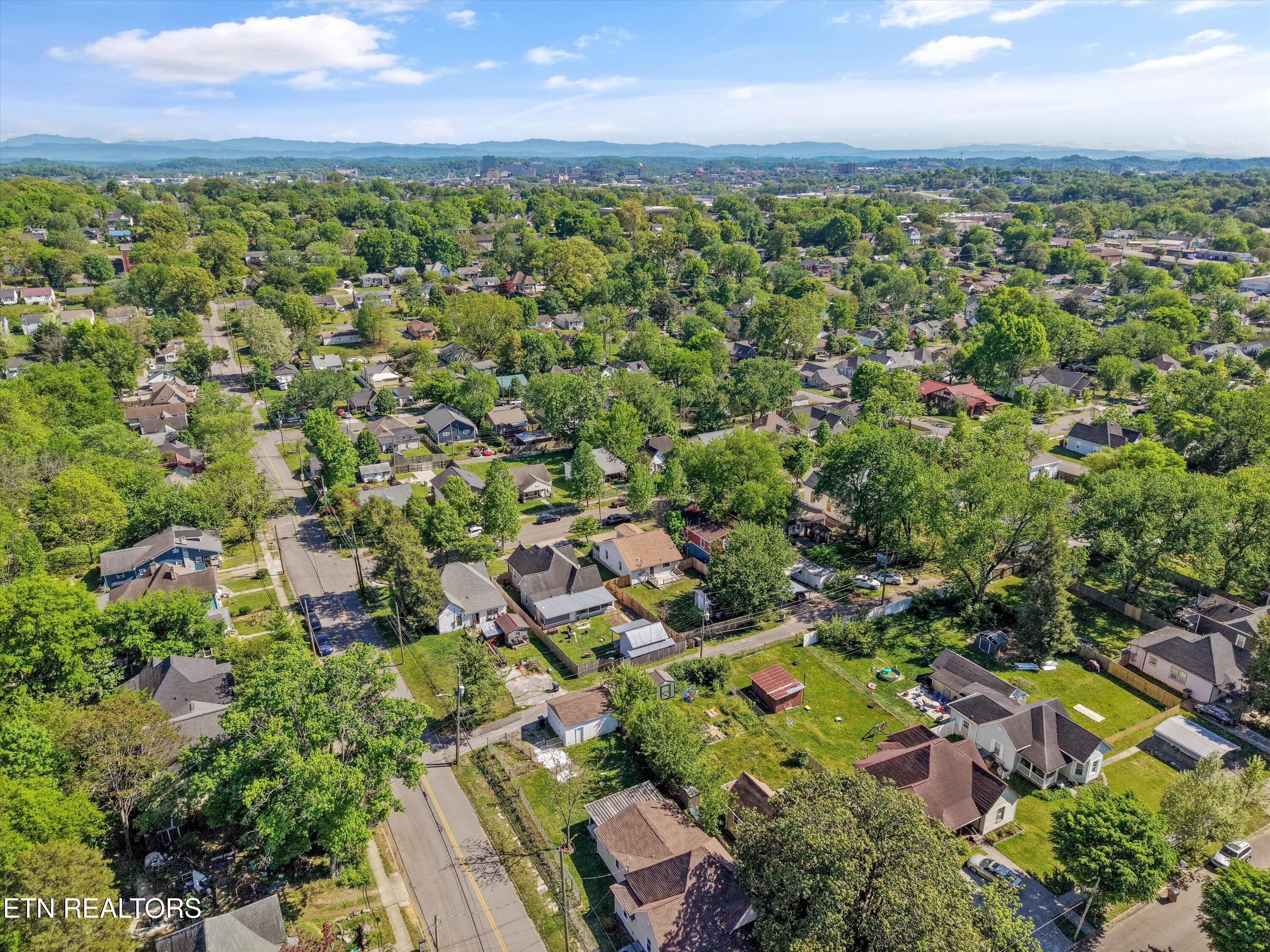 427 E Caldwell Avenue Knoxville TN 37917