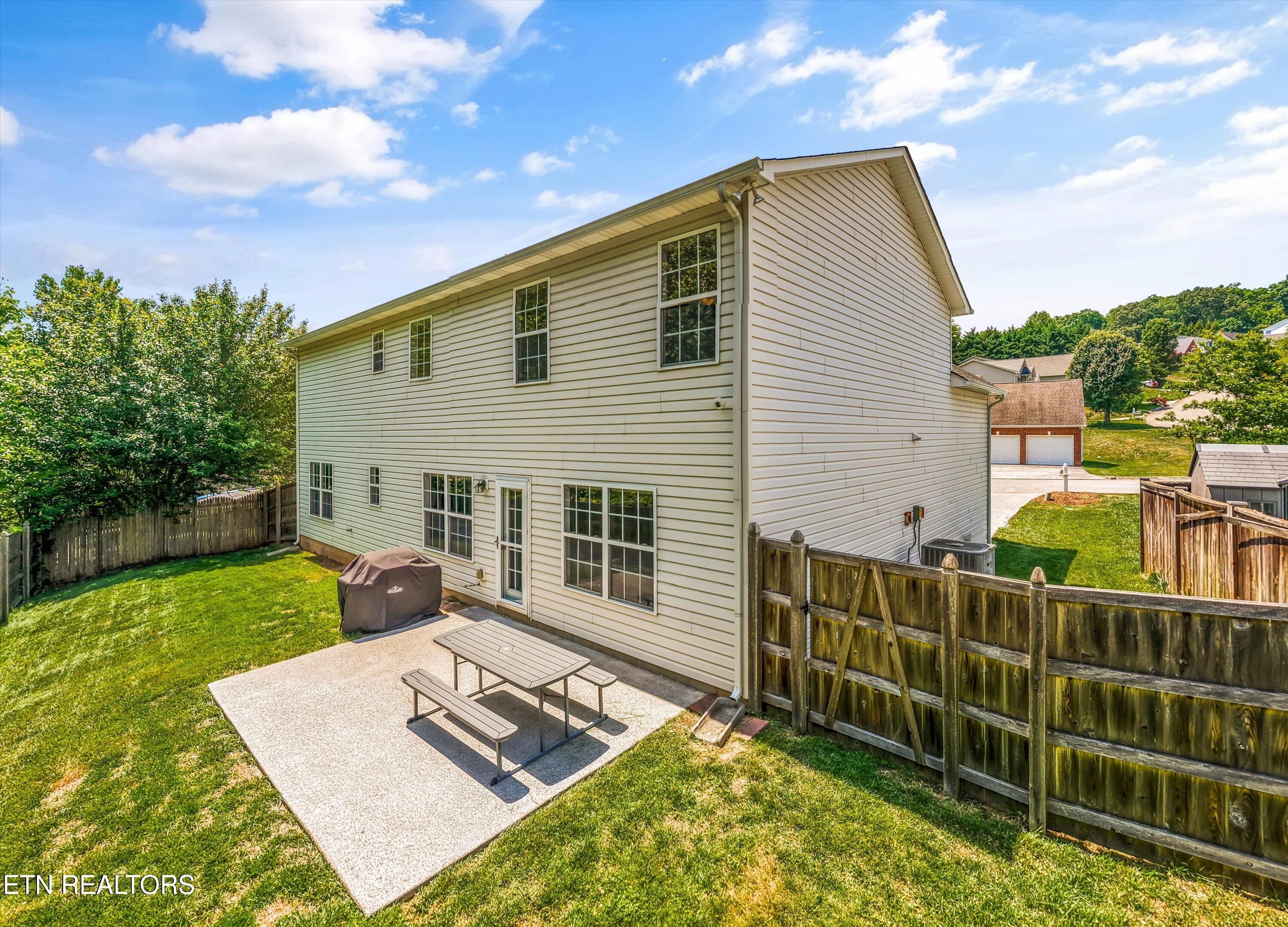 1524 Pebble Shore Lane Knoxville TN 37931