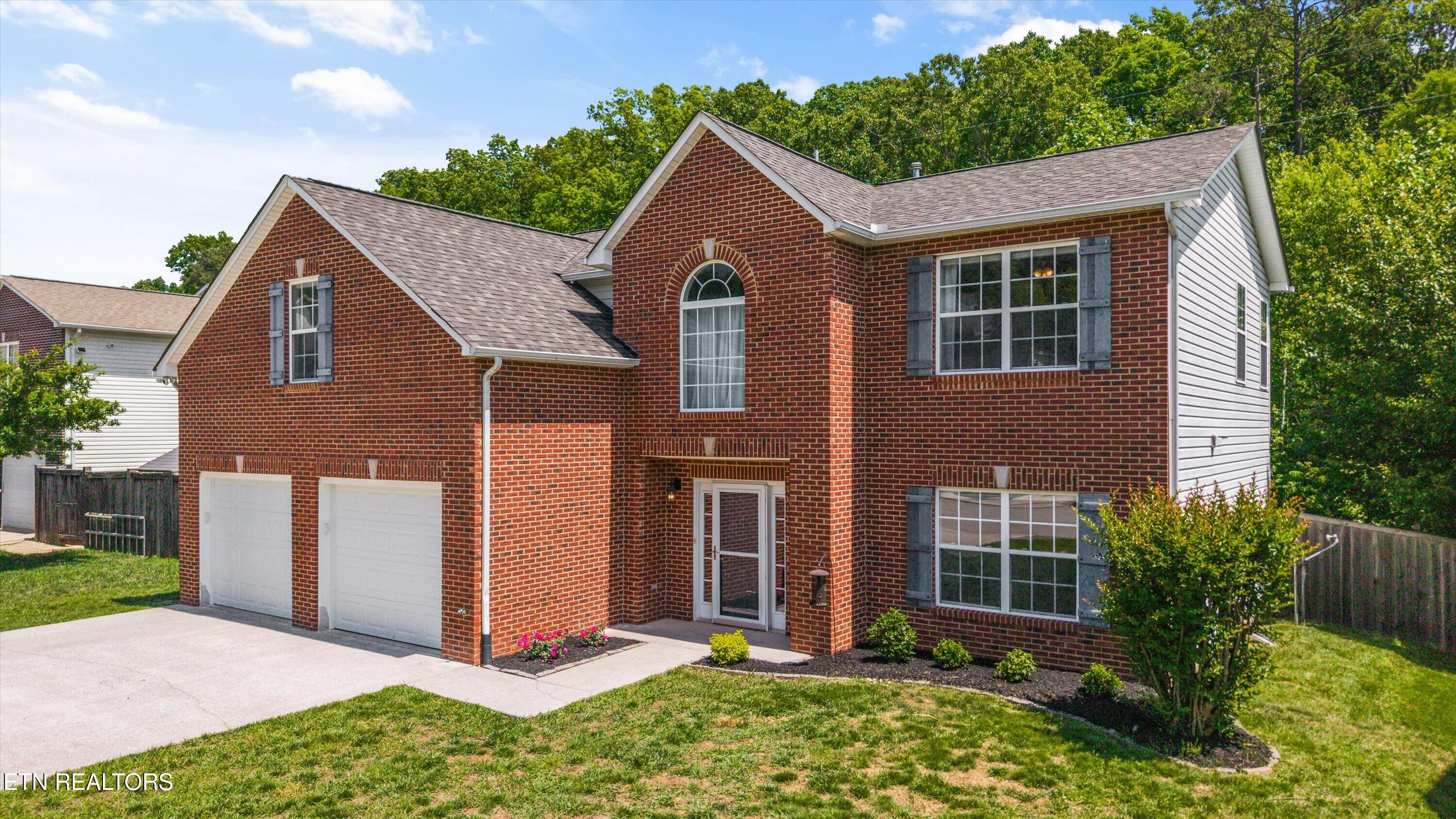 1524 Pebble Shore Lane Knoxville TN 37931