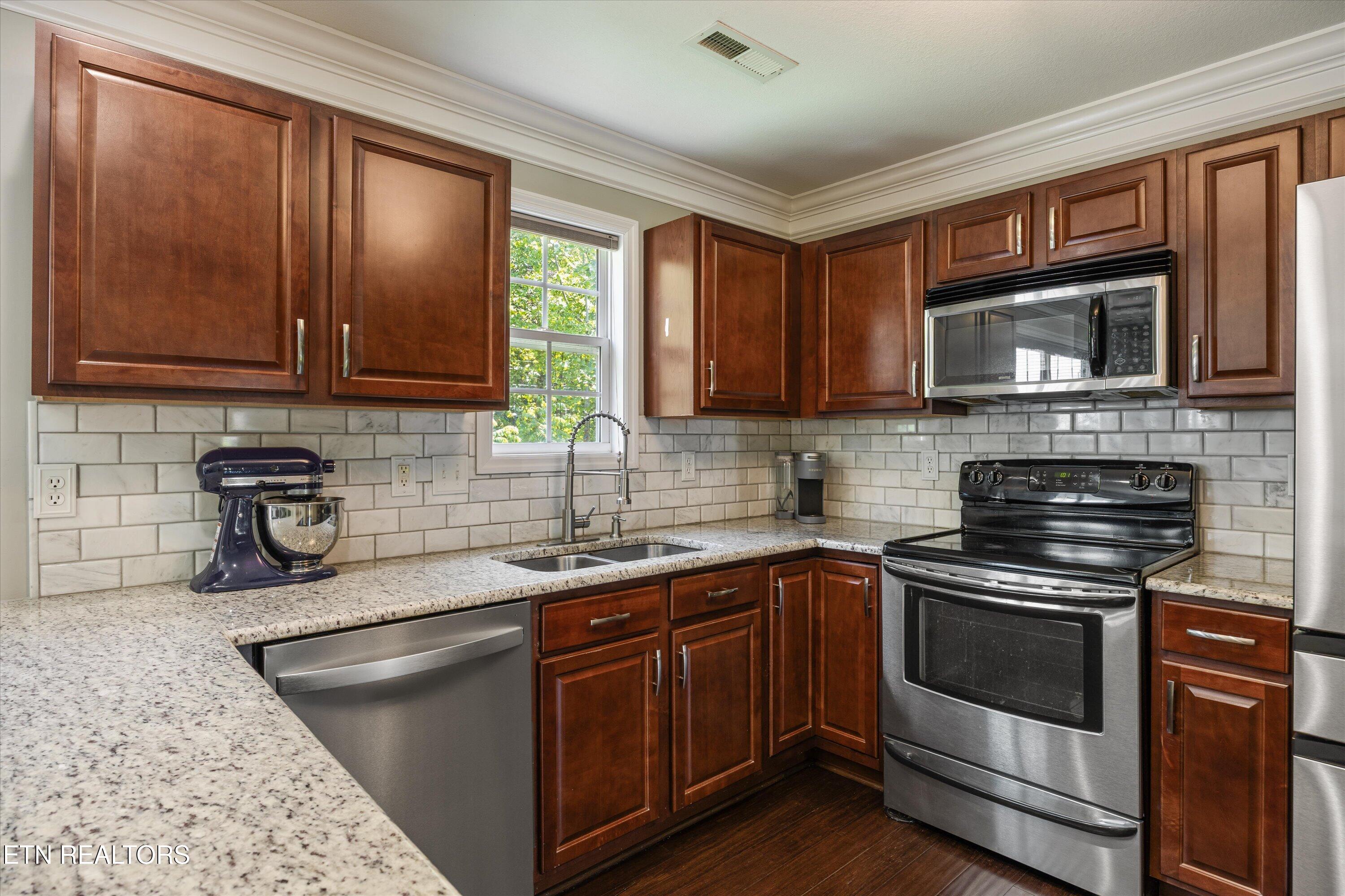 1524 Pebble Shore Lane Knoxville TN 37931