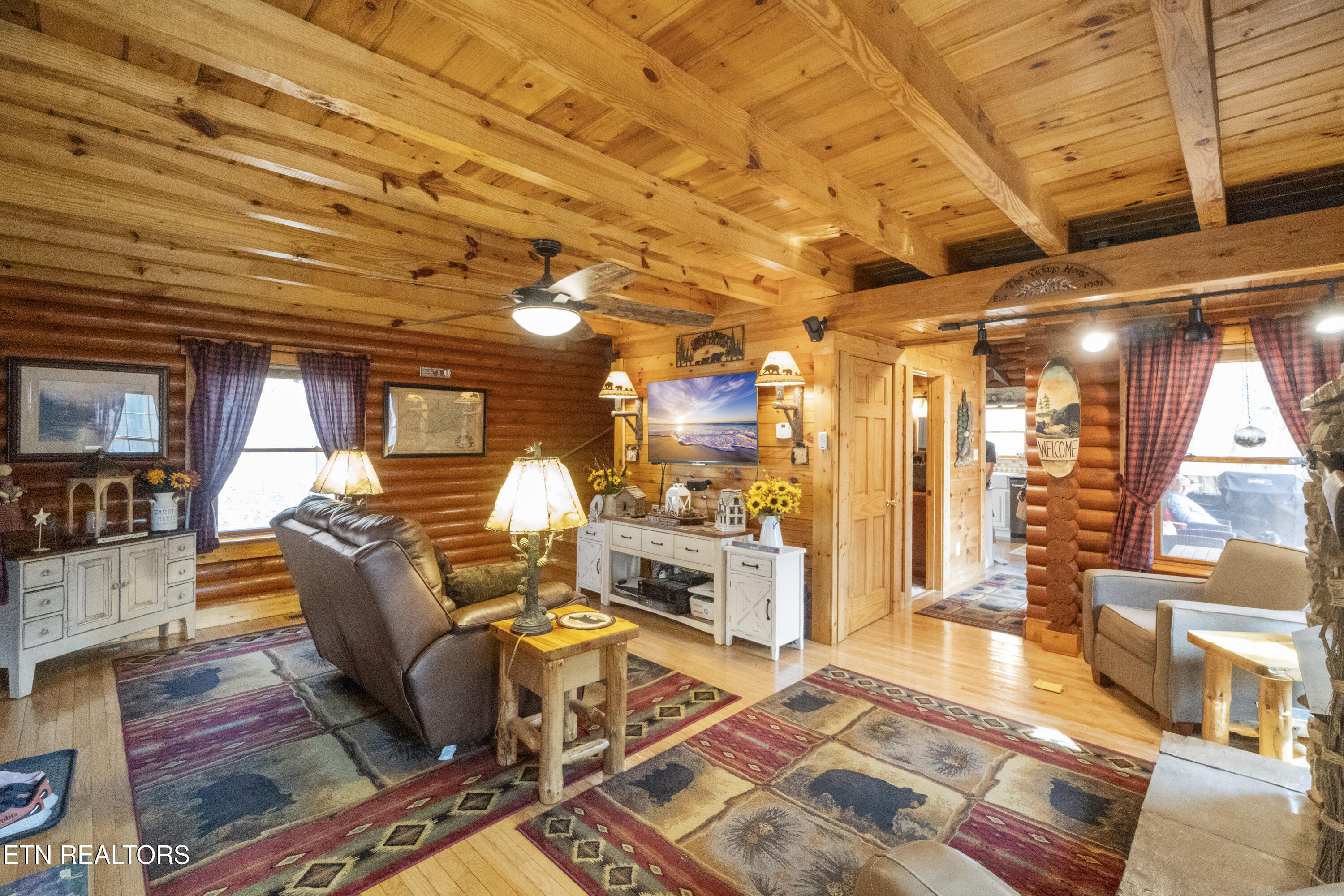 2104 Reid Lane Sevierville TN 37876