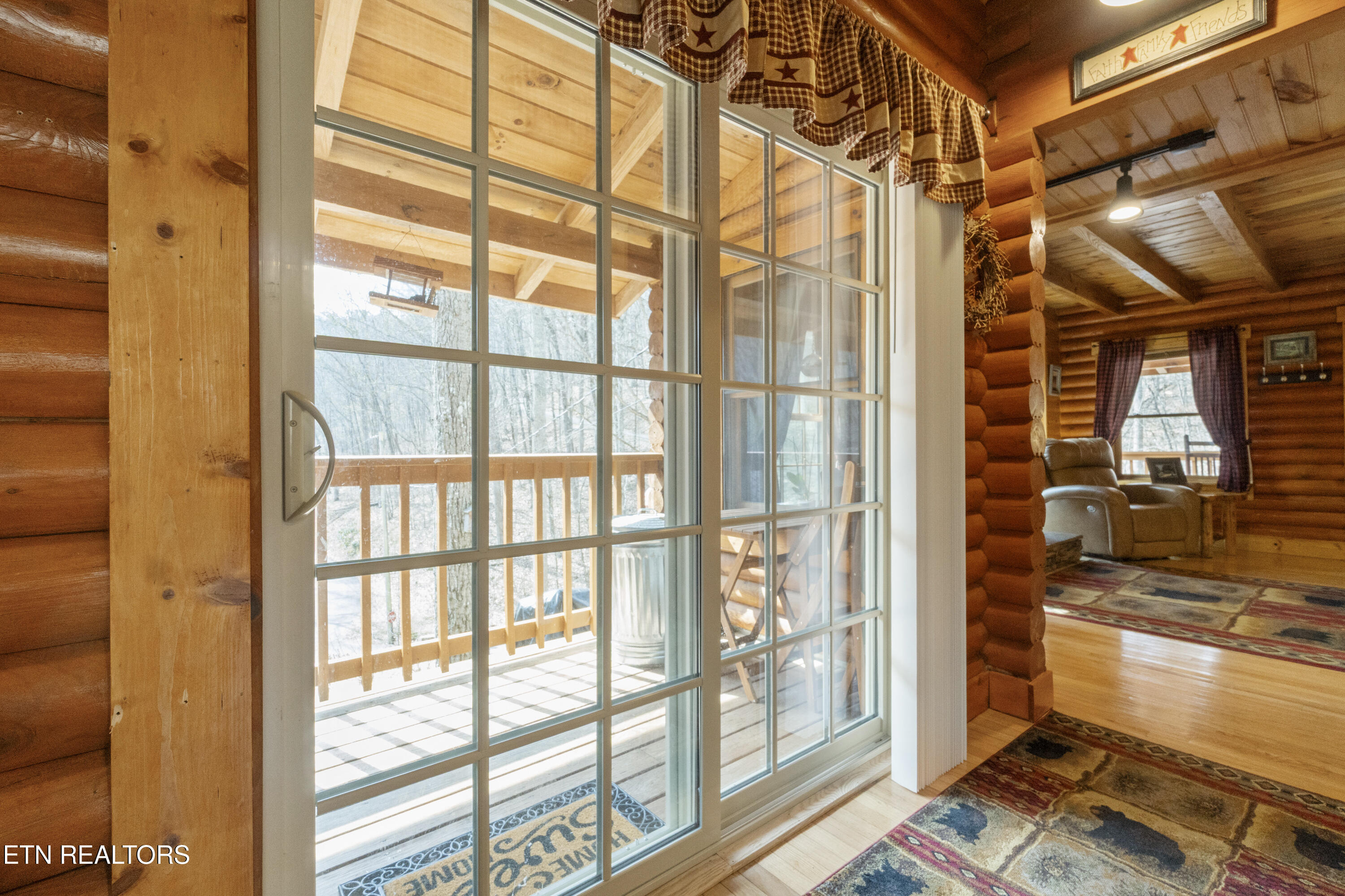 2104 Reid Lane Sevierville TN 37876