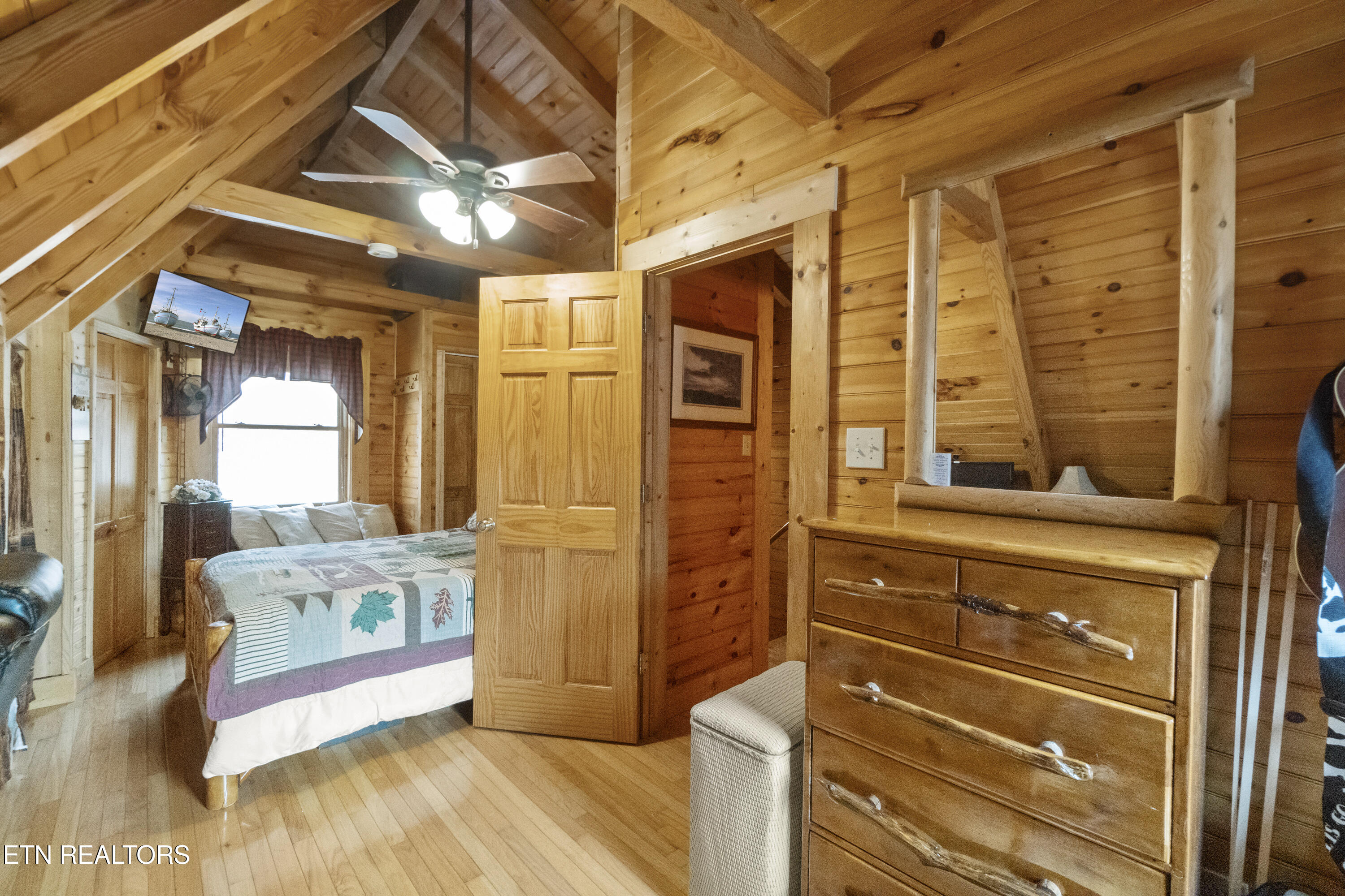 2104 Reid Lane Sevierville TN 37876