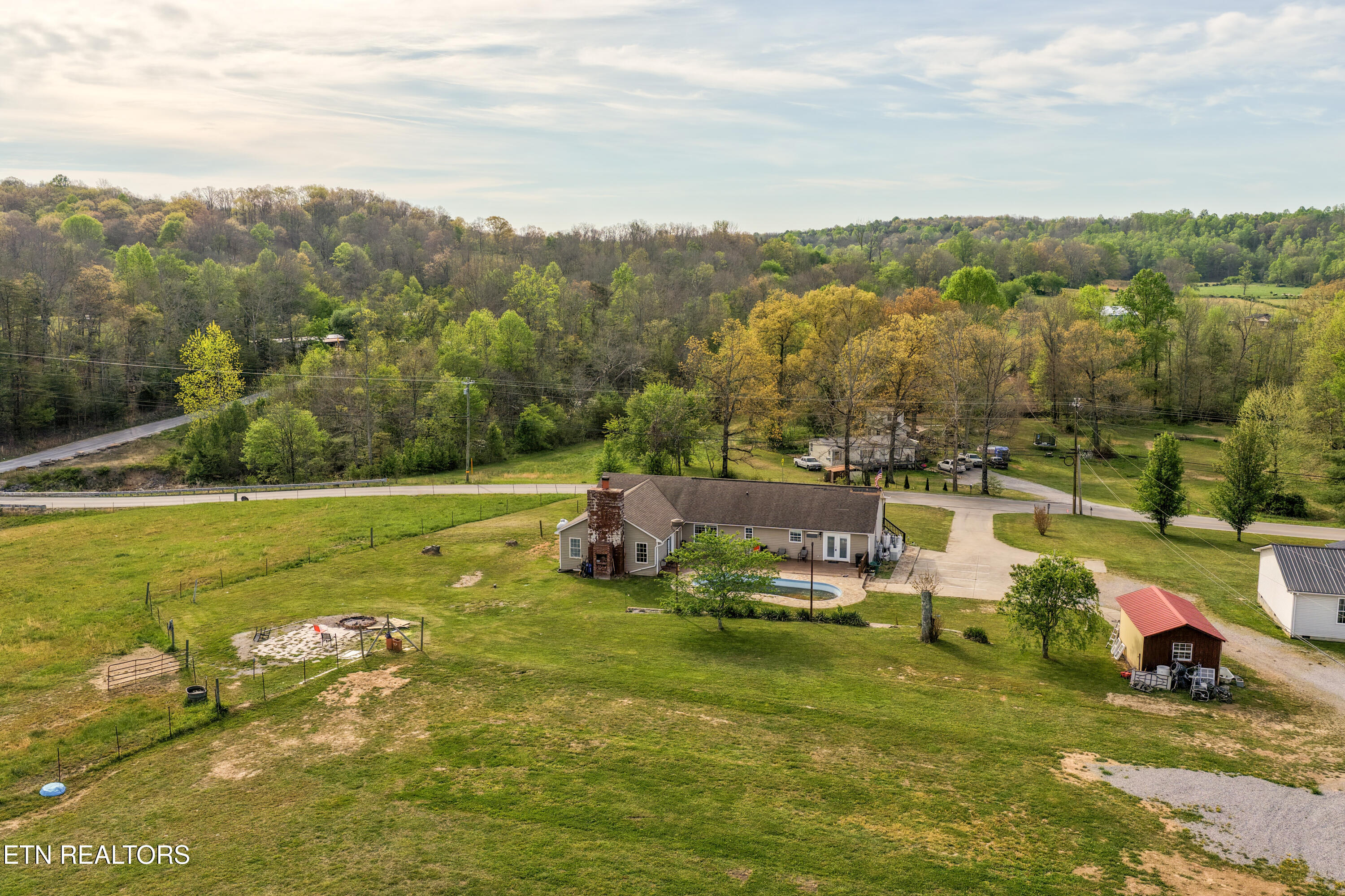 10389 Summer City Road Spring City TN 37381