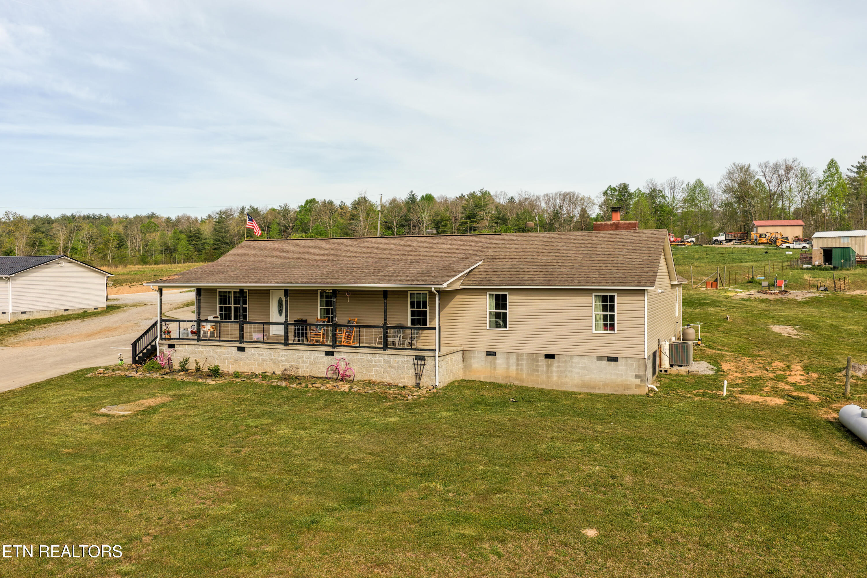 10389 Summer City Road Spring City TN 37381