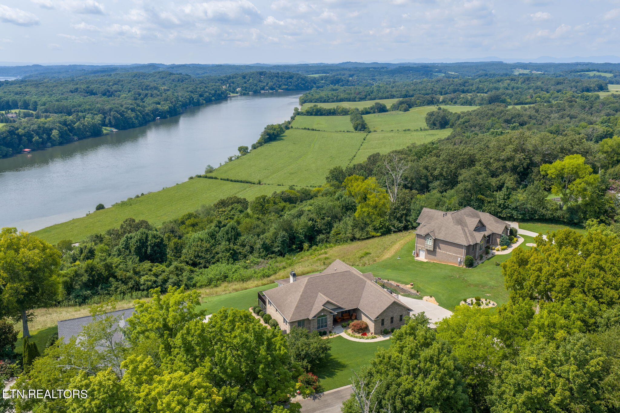 645 Fort Hill Street Loudon TN 37774