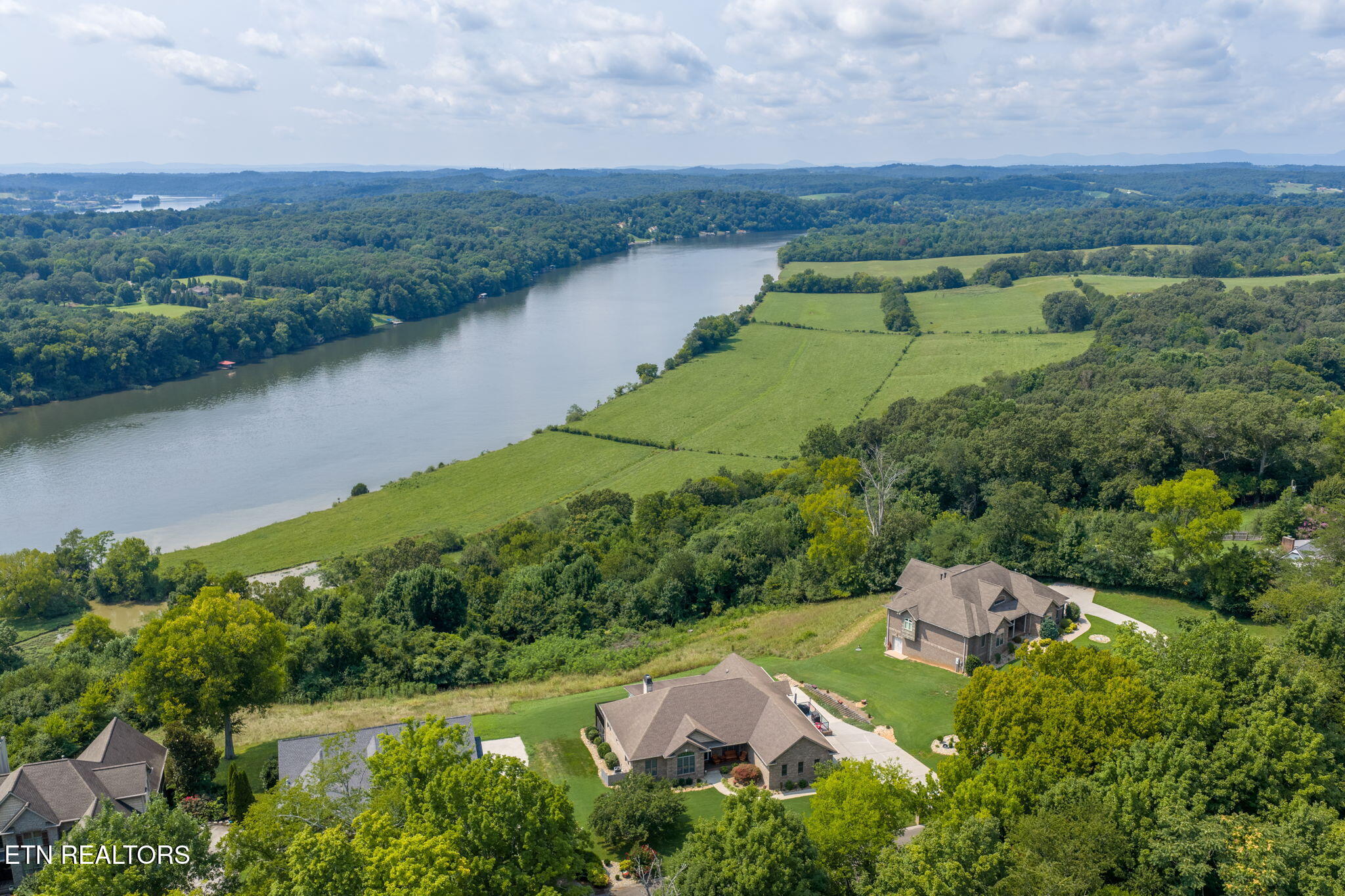 645 Fort Hill Street Loudon TN 37774