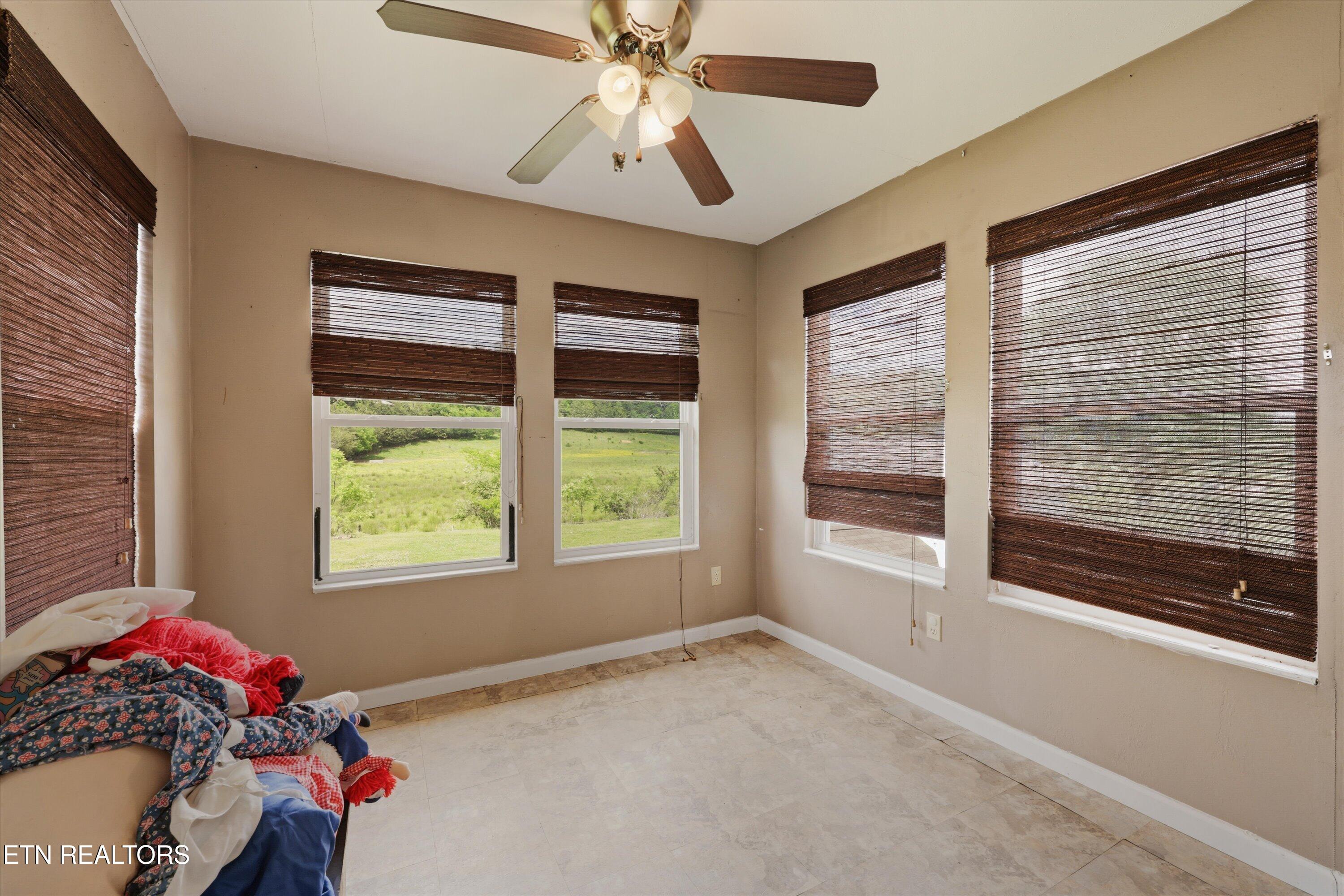 354 Apple Valley Road Sevierville TN 37862