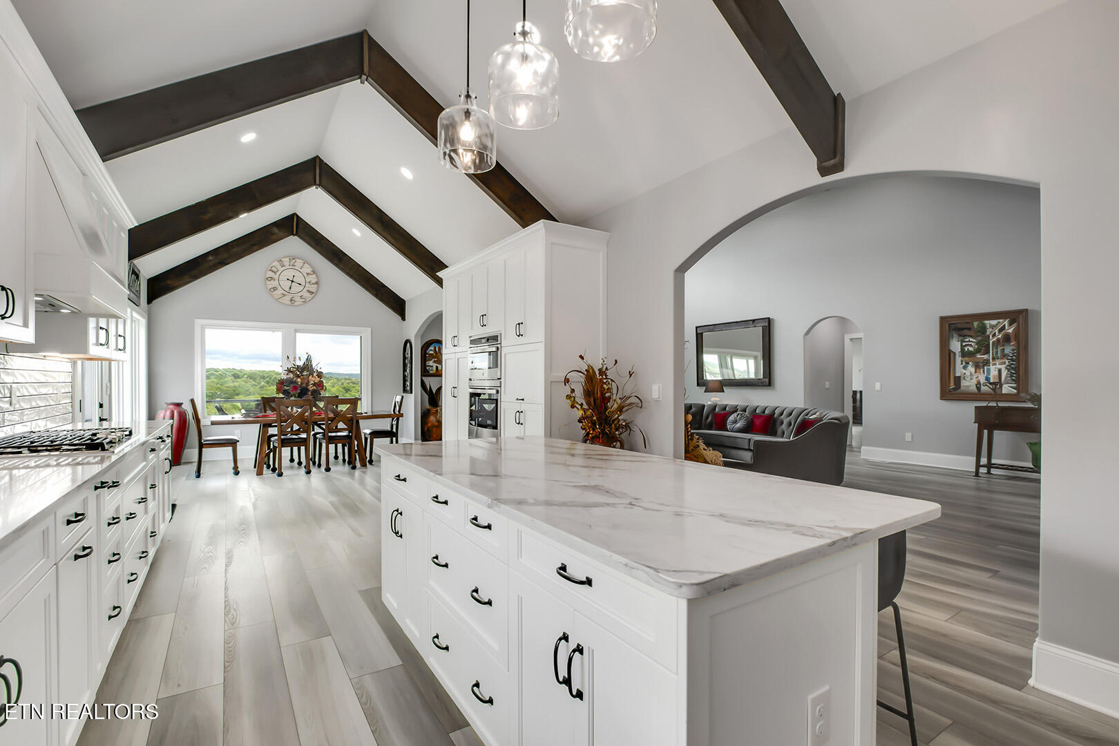 205 Waters Edge Way Lenoir City TN 37771