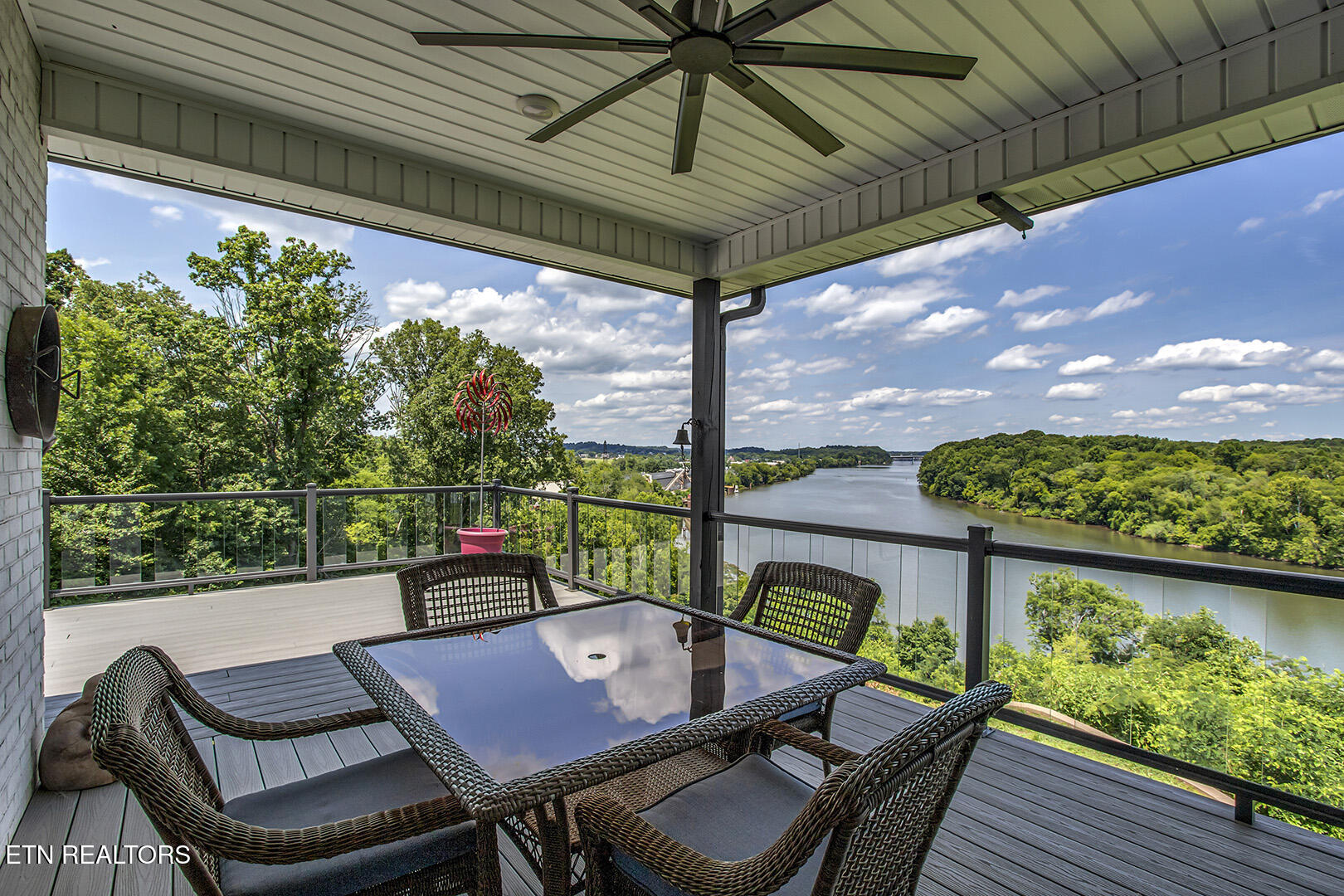 205 Waters Edge Way Lenoir City TN 37771