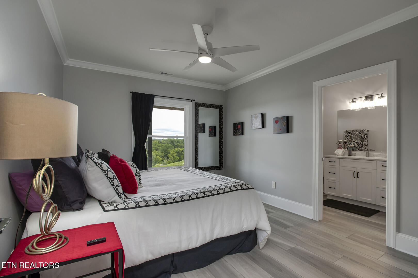 205 Waters Edge Way Lenoir City TN 37771