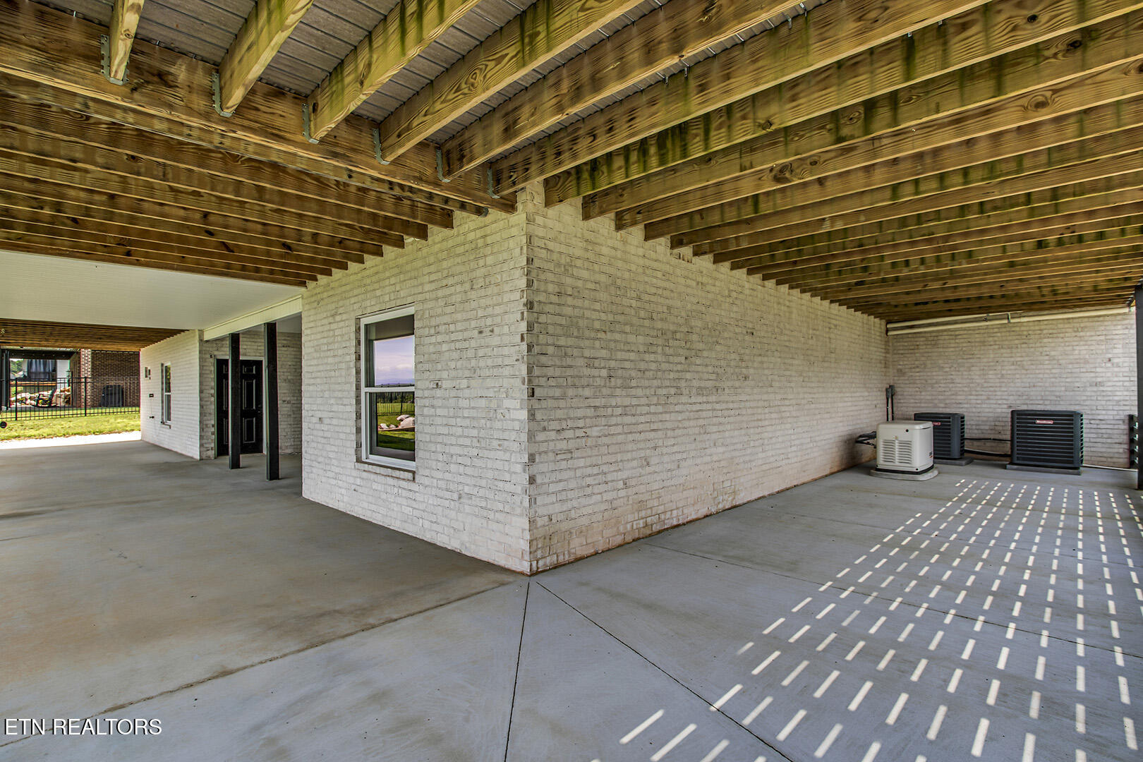 205 Waters Edge Way Lenoir City TN 37771