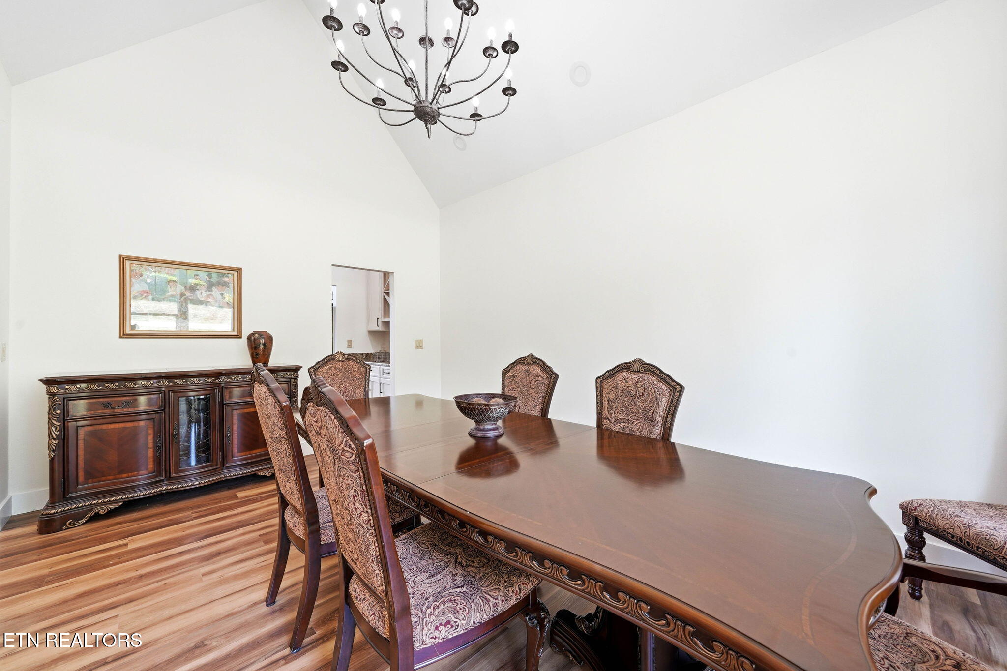1005 Enchanted Drive Dandridge TN 37725