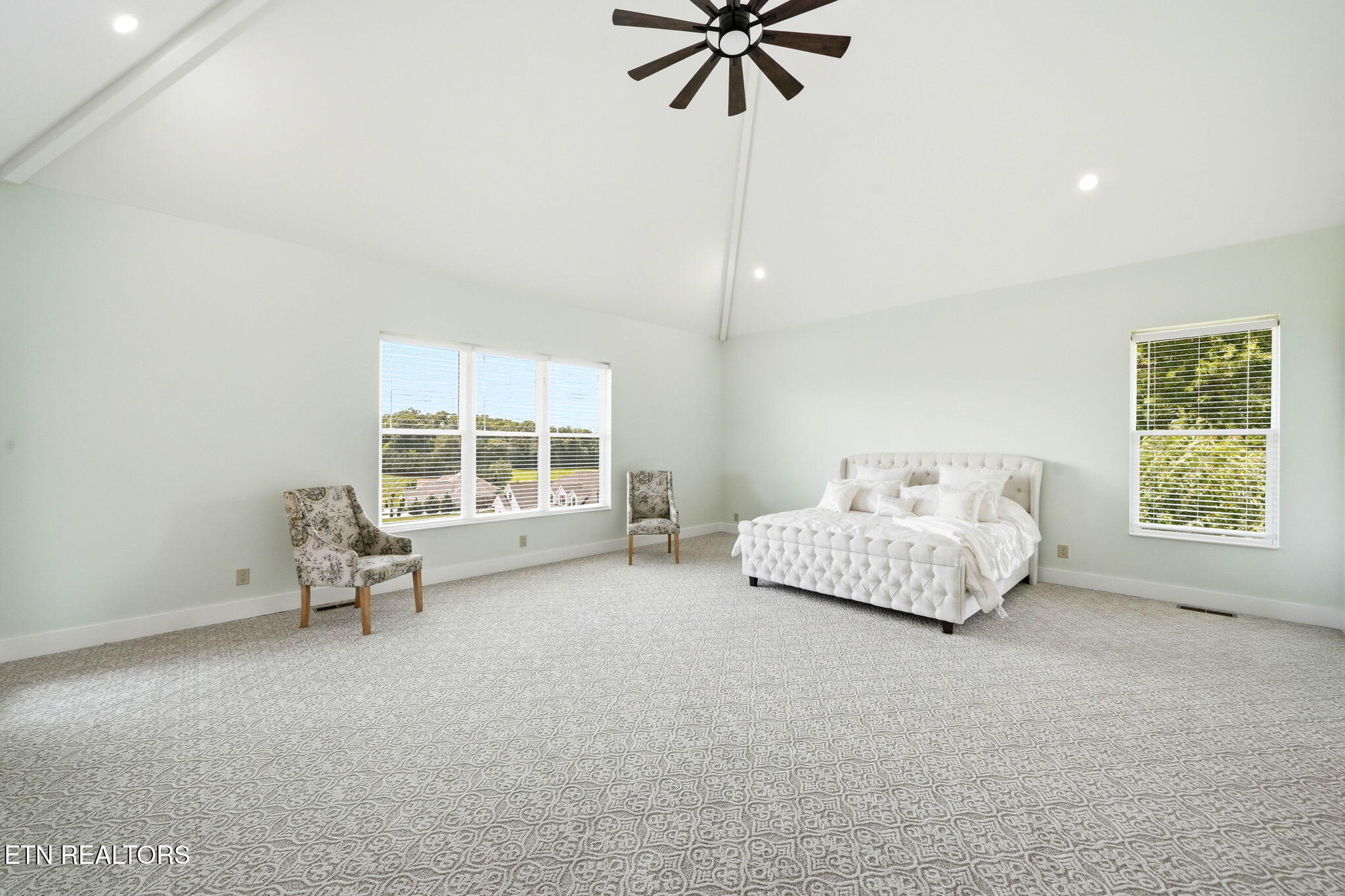 1005 Enchanted Drive Dandridge TN 37725