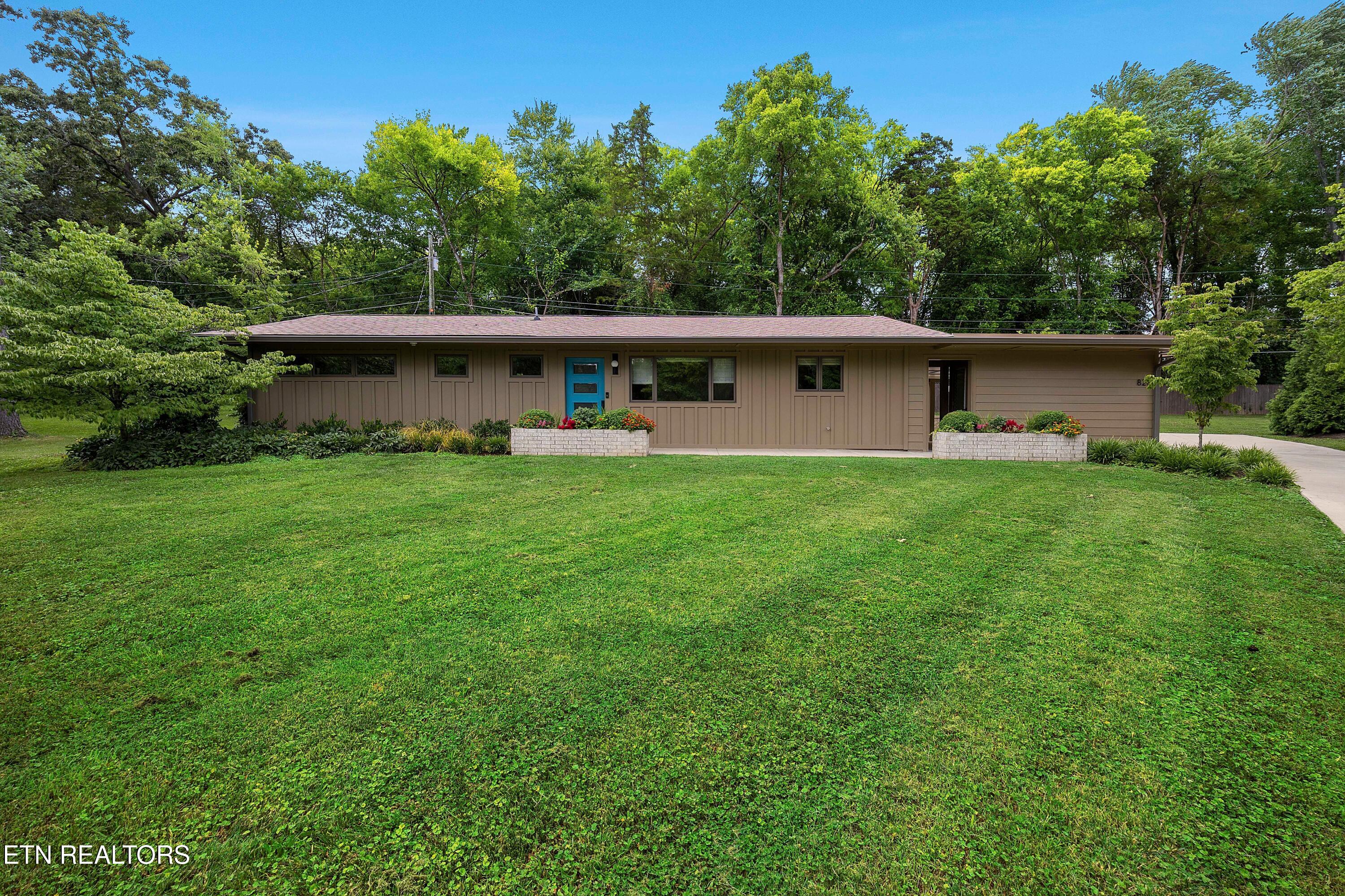 828 Abington Lane Knoxville TN 37909