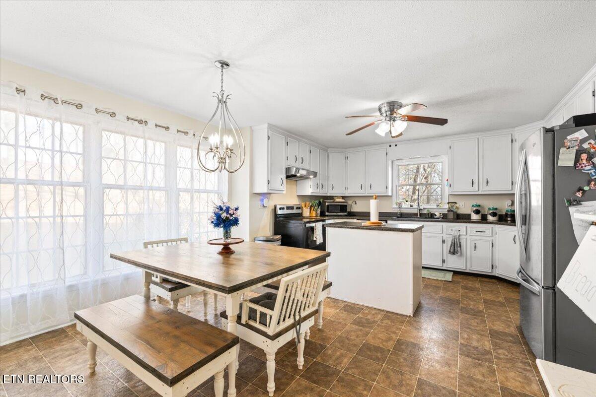 203 Golf Hill Lane Lafollette TN 37766