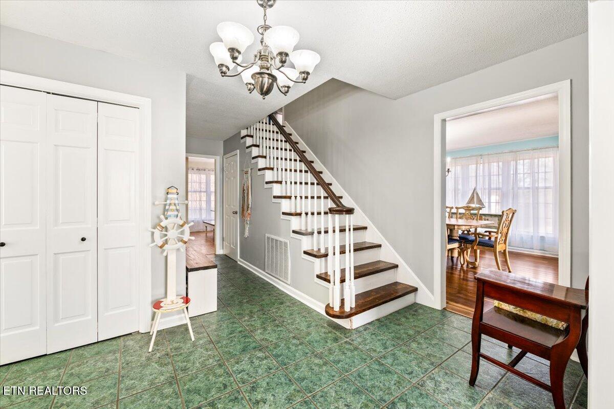 203 Golf Hill Lane Lafollette TN 37766