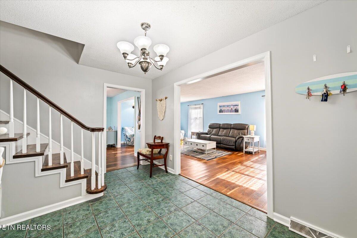 203 Golf Hill Lane Lafollette TN 37766