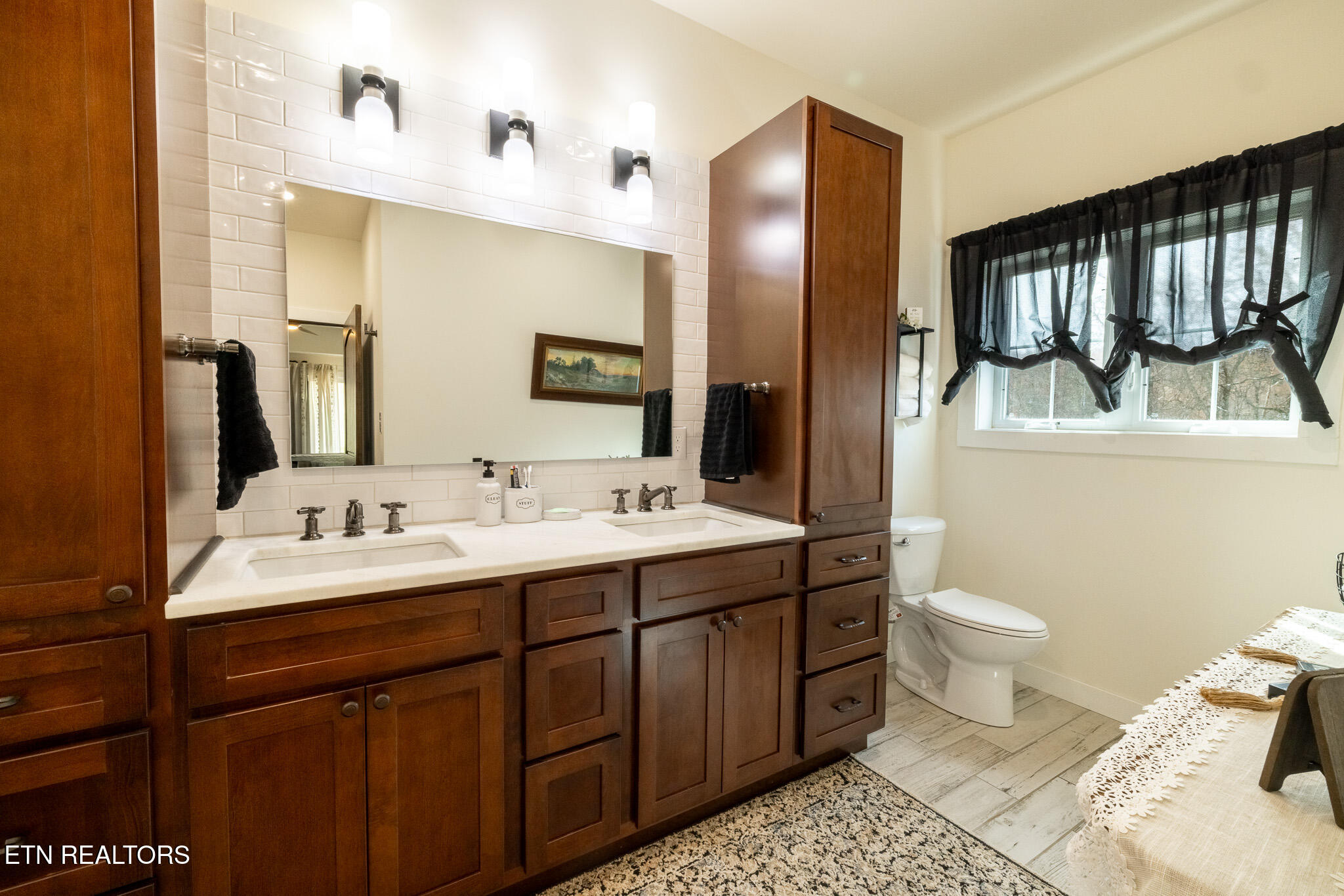 1010 Keener Road Cosby TN 37722