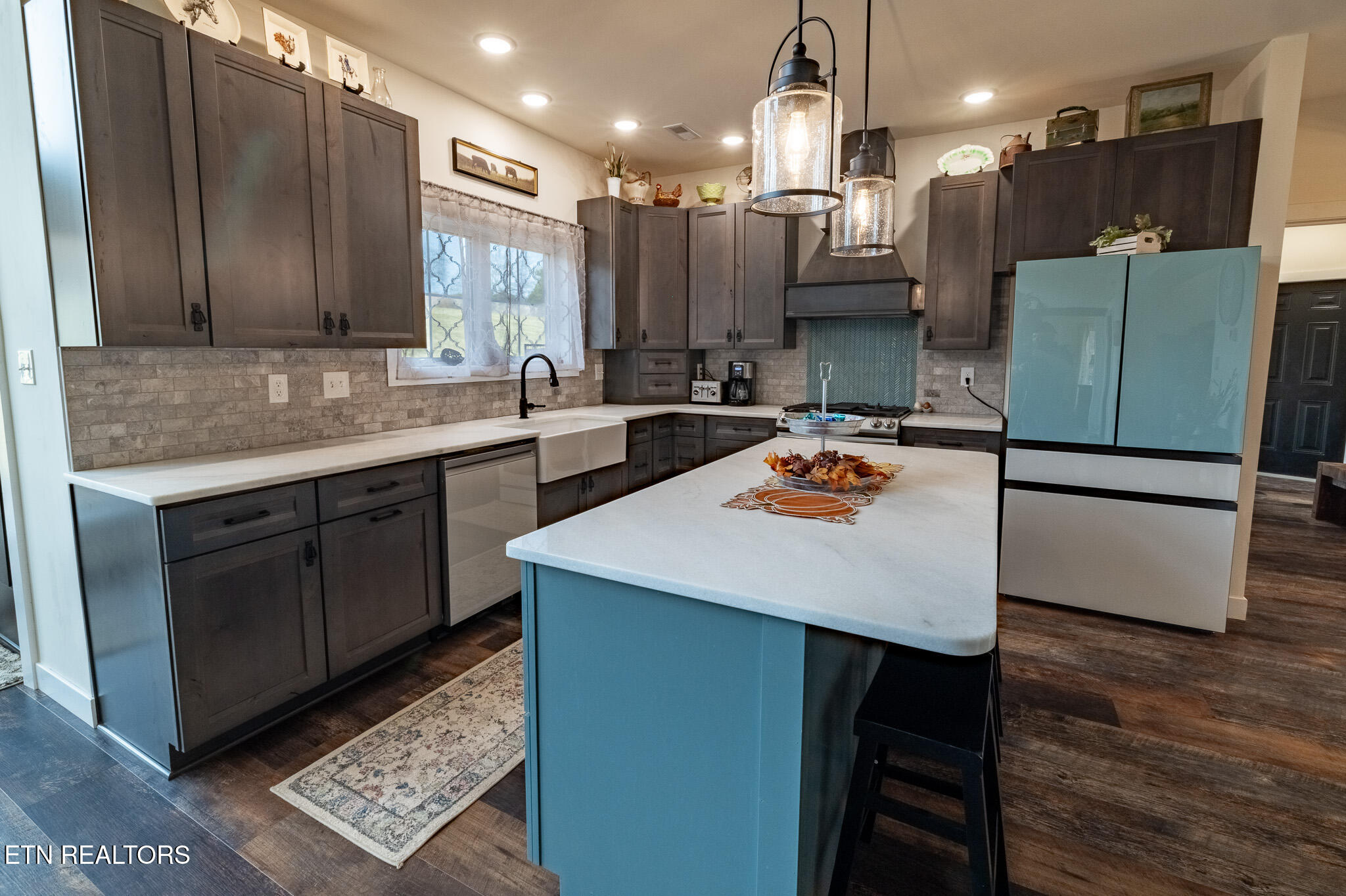 1010 Keener Road Cosby TN 37722