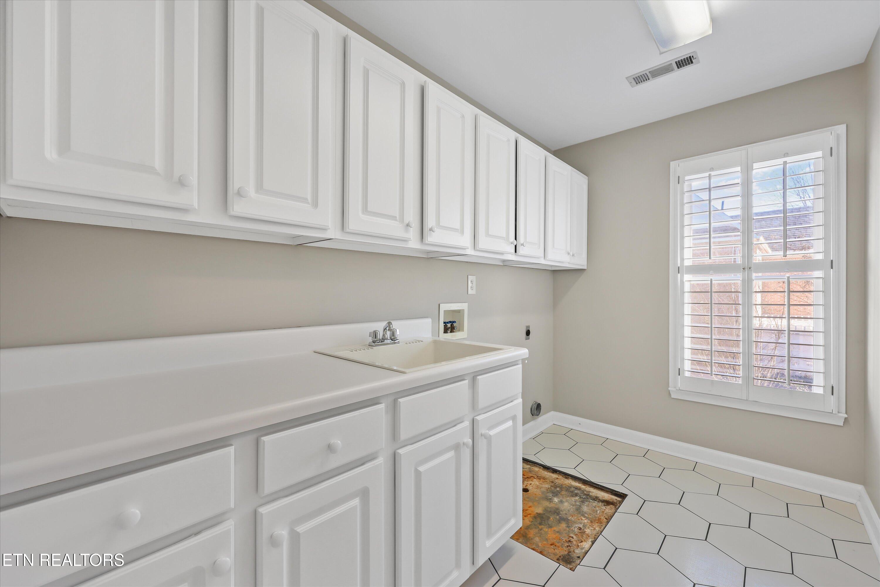 8950 Isherwood Lane Knoxville TN 37922