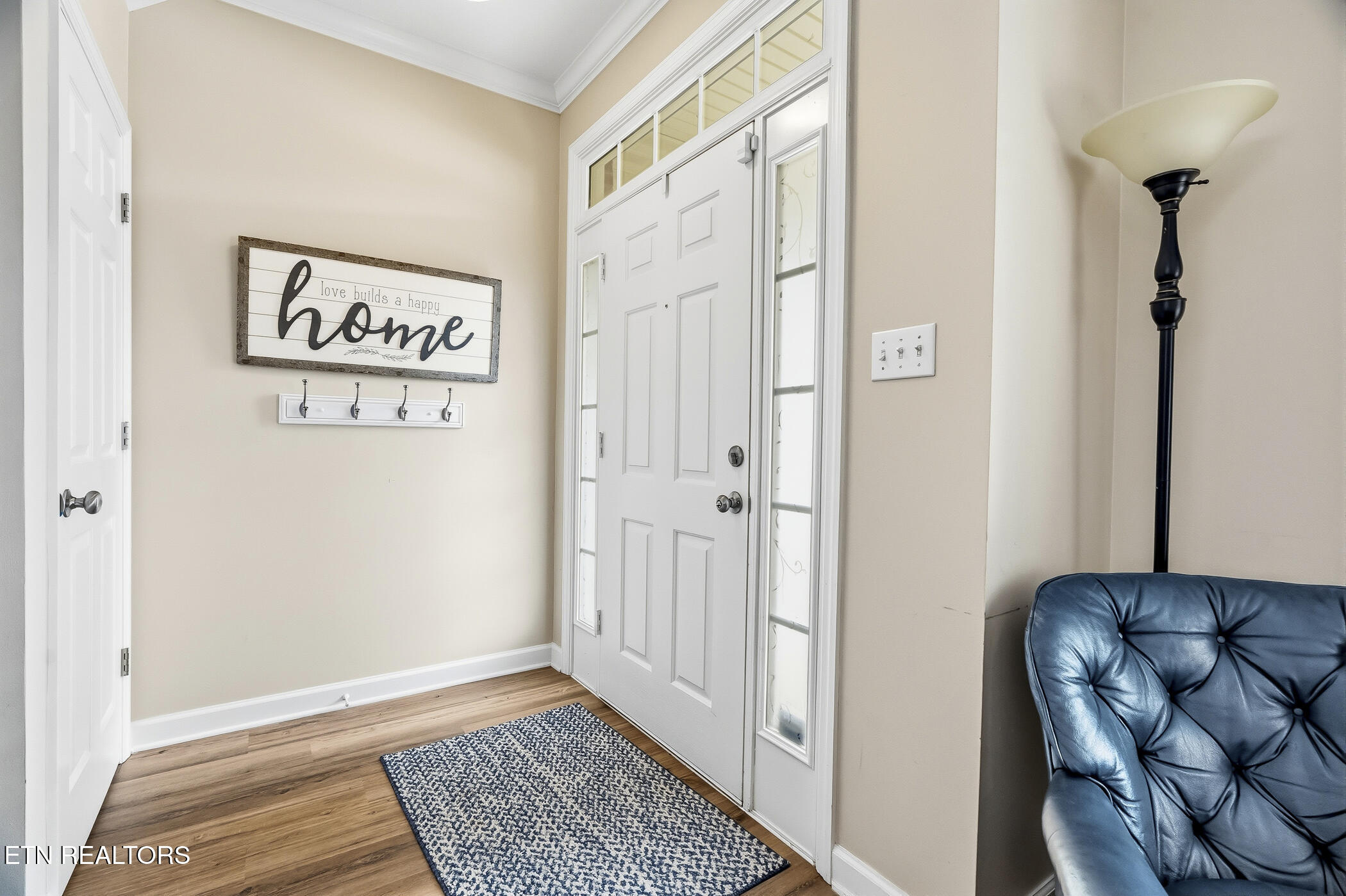 1528 Crescent Oaks Lane Lenoir City TN 37772