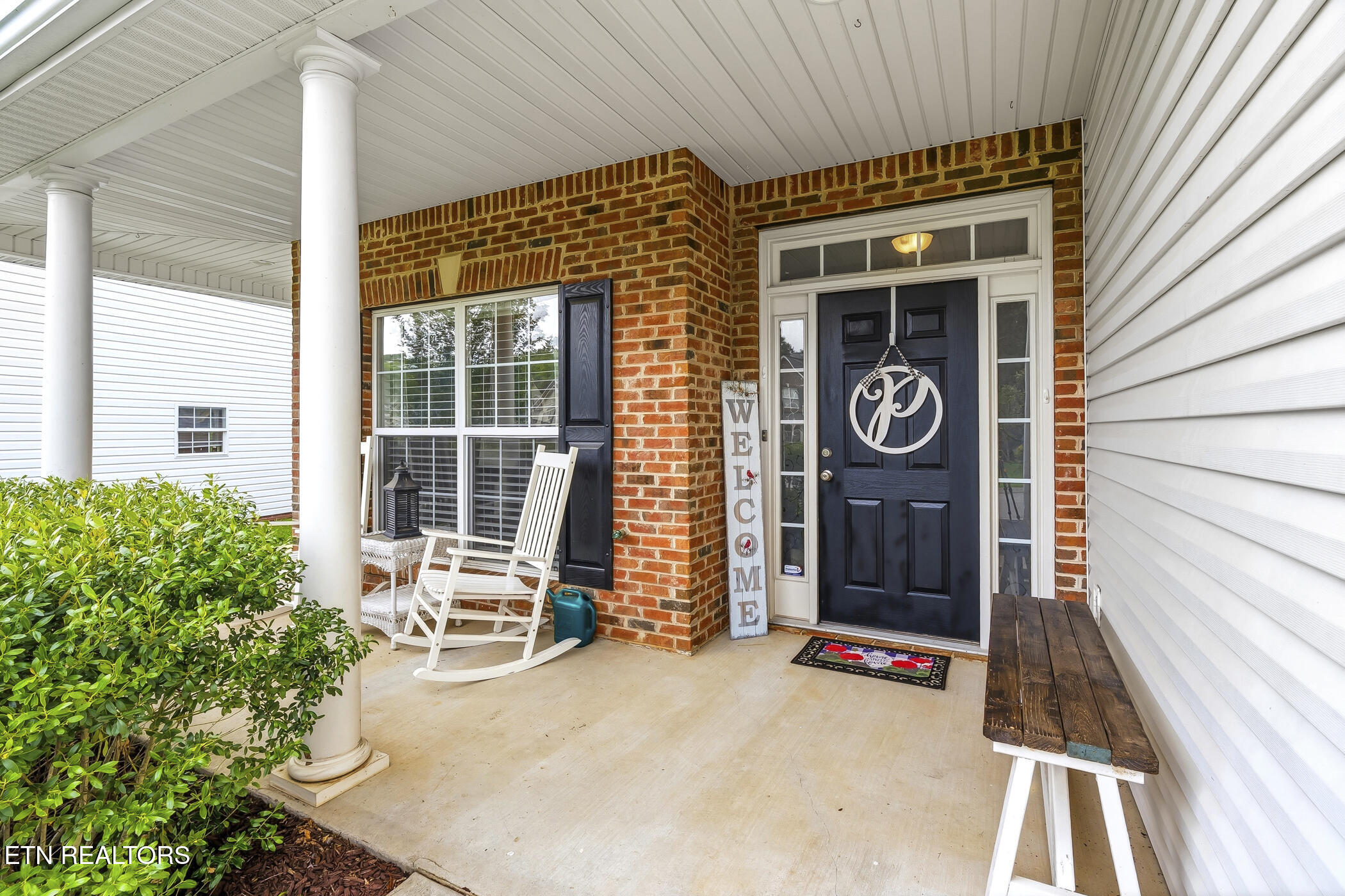 1528 Crescent Oaks Lane Lenoir City TN 37772