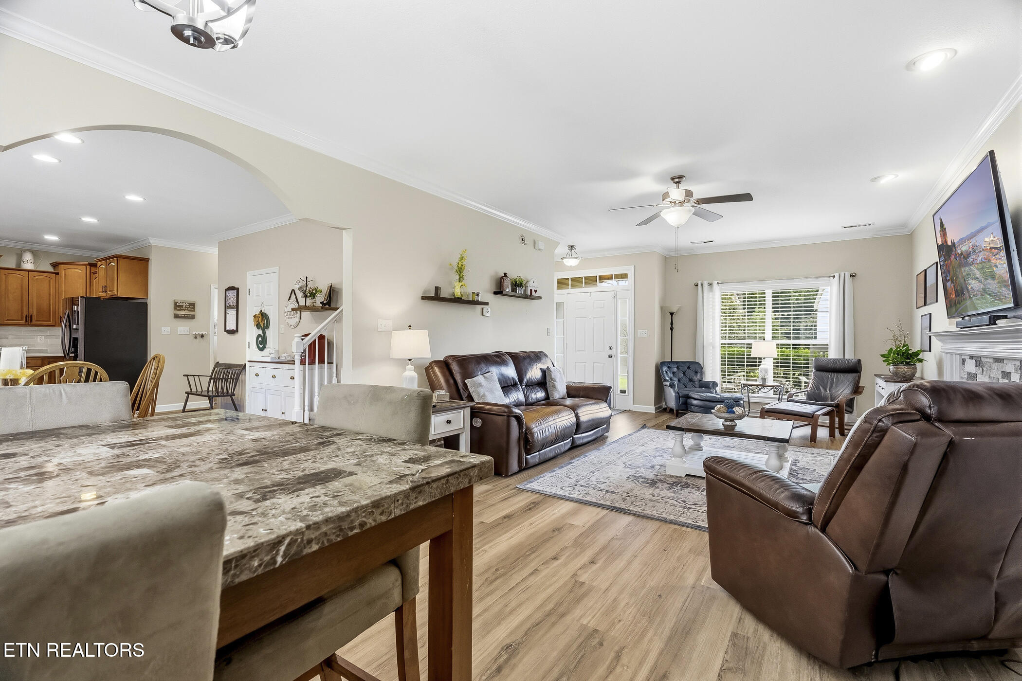 1528 Crescent Oaks Lane Lenoir City TN 37772