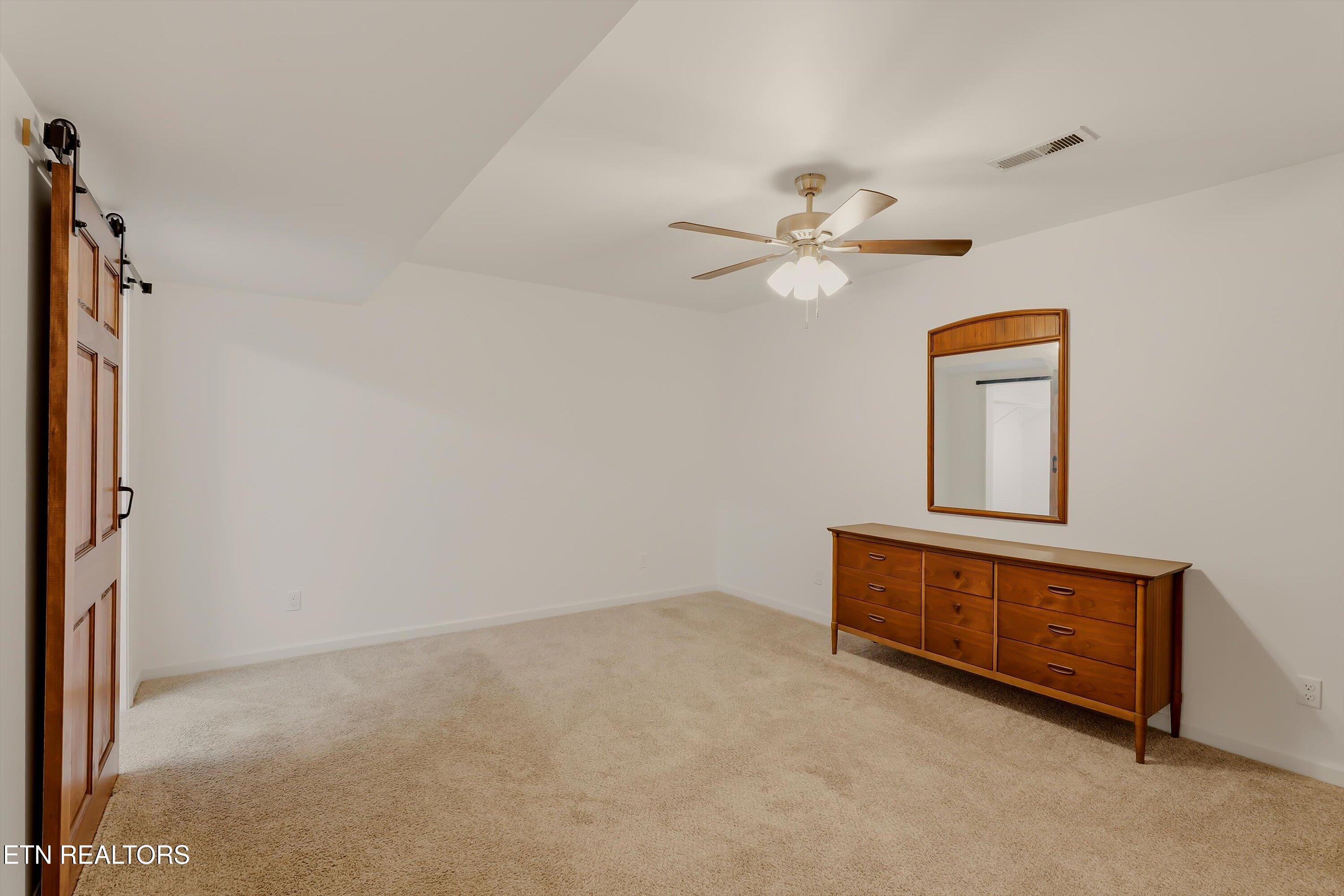 106 Knoll Lane Maryville TN 37804