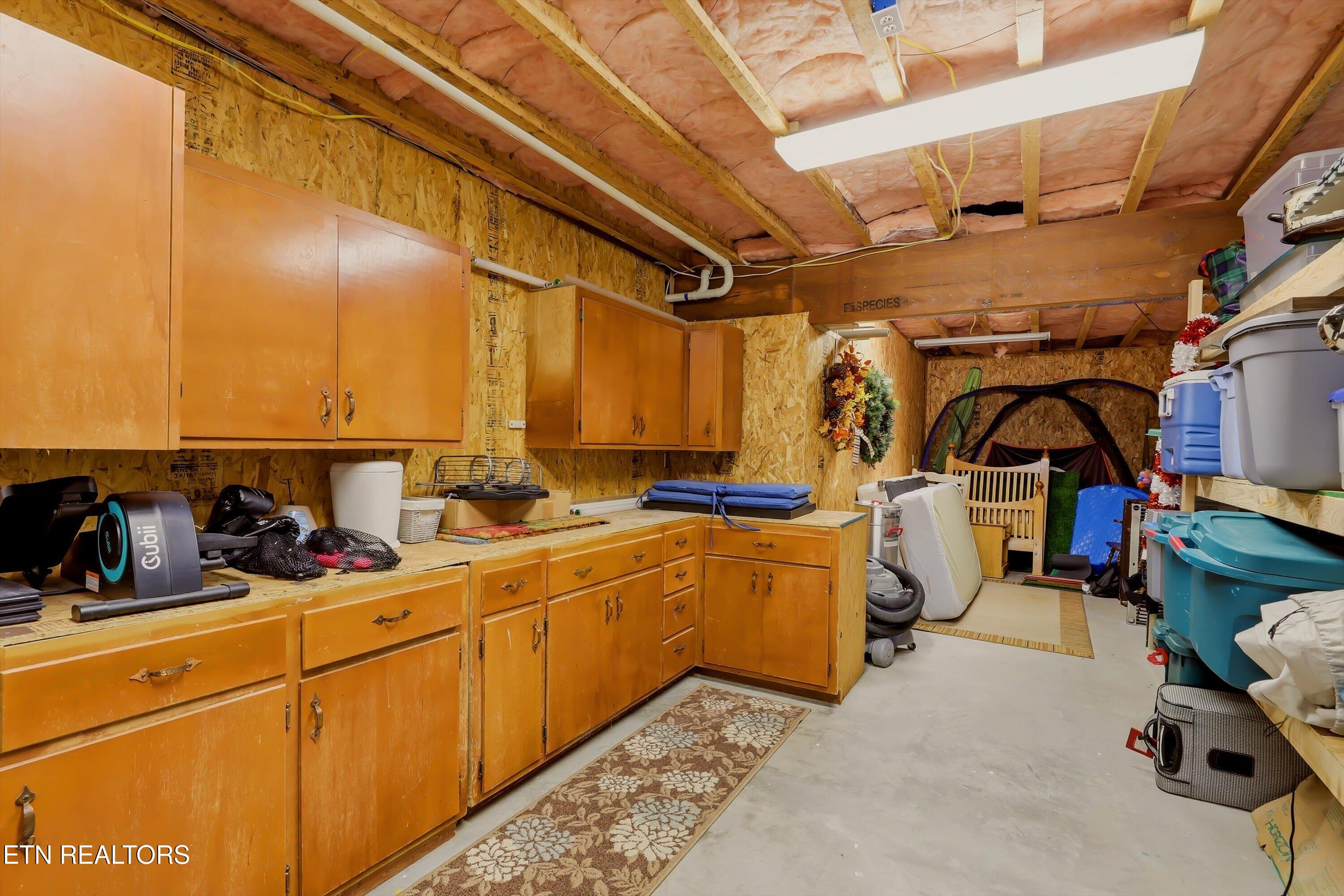 106 Knoll Lane Maryville TN 37804