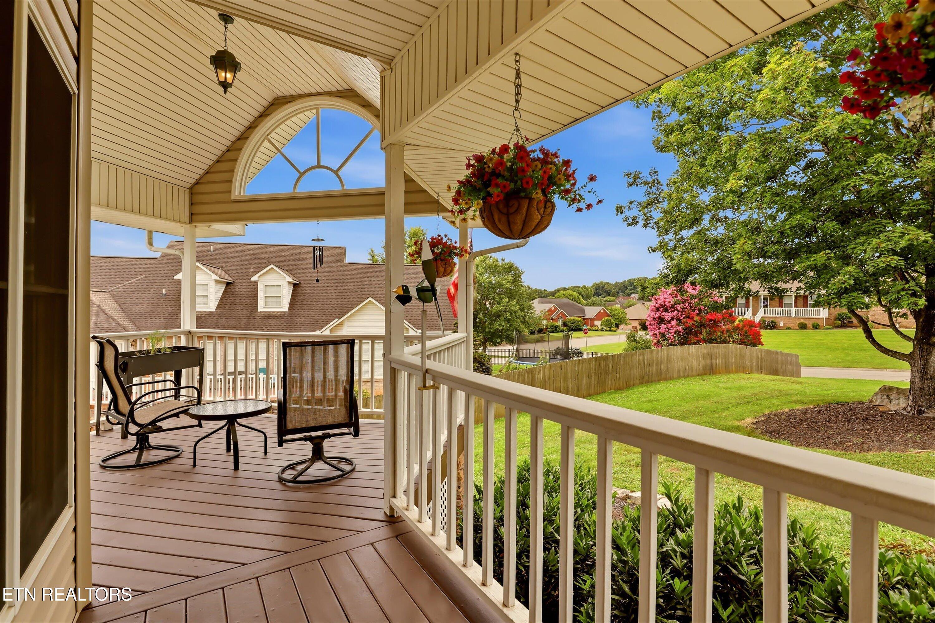 106 Knoll Lane Maryville TN 37804
